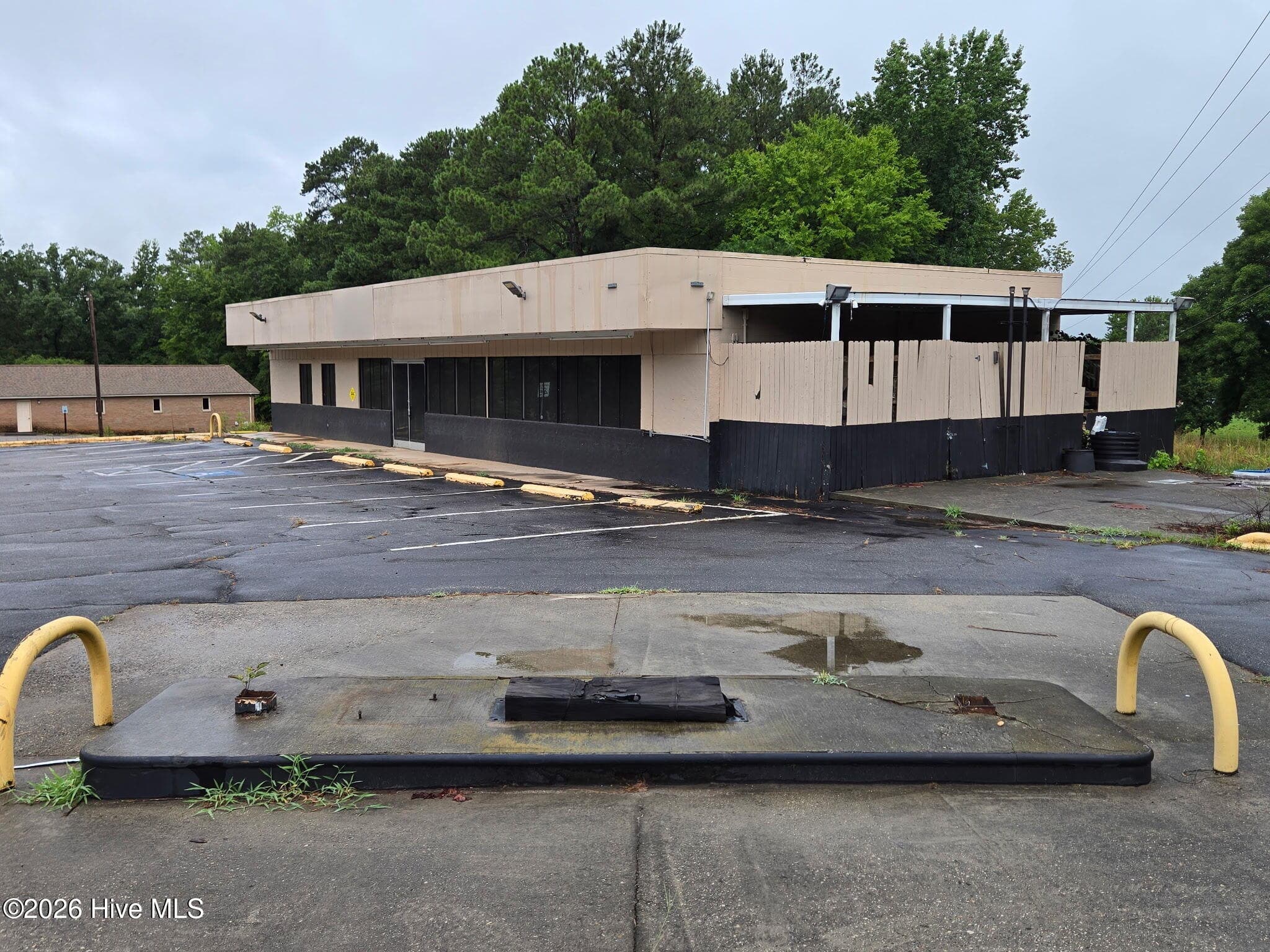 Business at 1522 W Wall Street, Wadesboro, NC 28170, photo 5 of 20