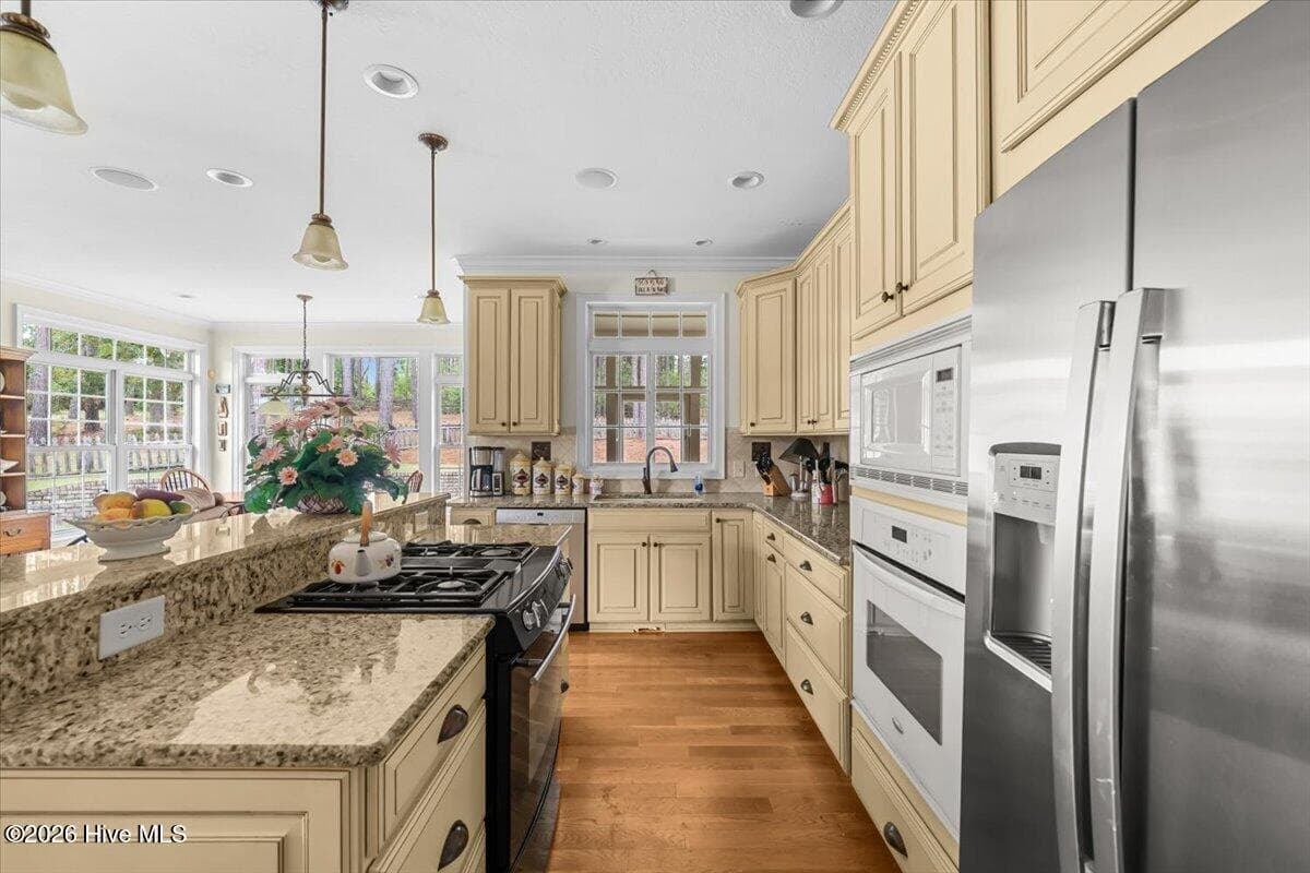 Single Family Residence at 155 Hunting Horn Lane, Vass, NC 28394, photo 11 of 59