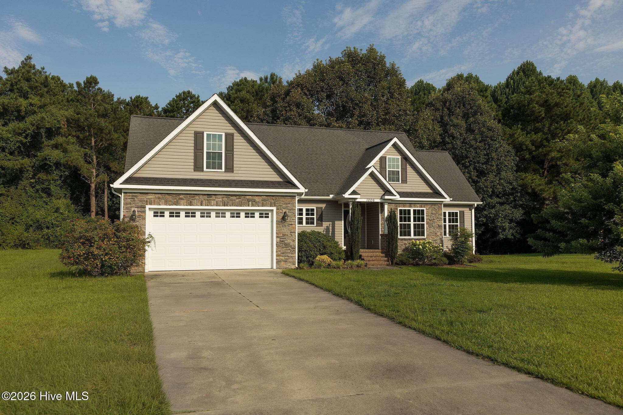 Single Family Residence at 1006 Braswell Road, Goldsboro, NC 27530, photo 3 of 42