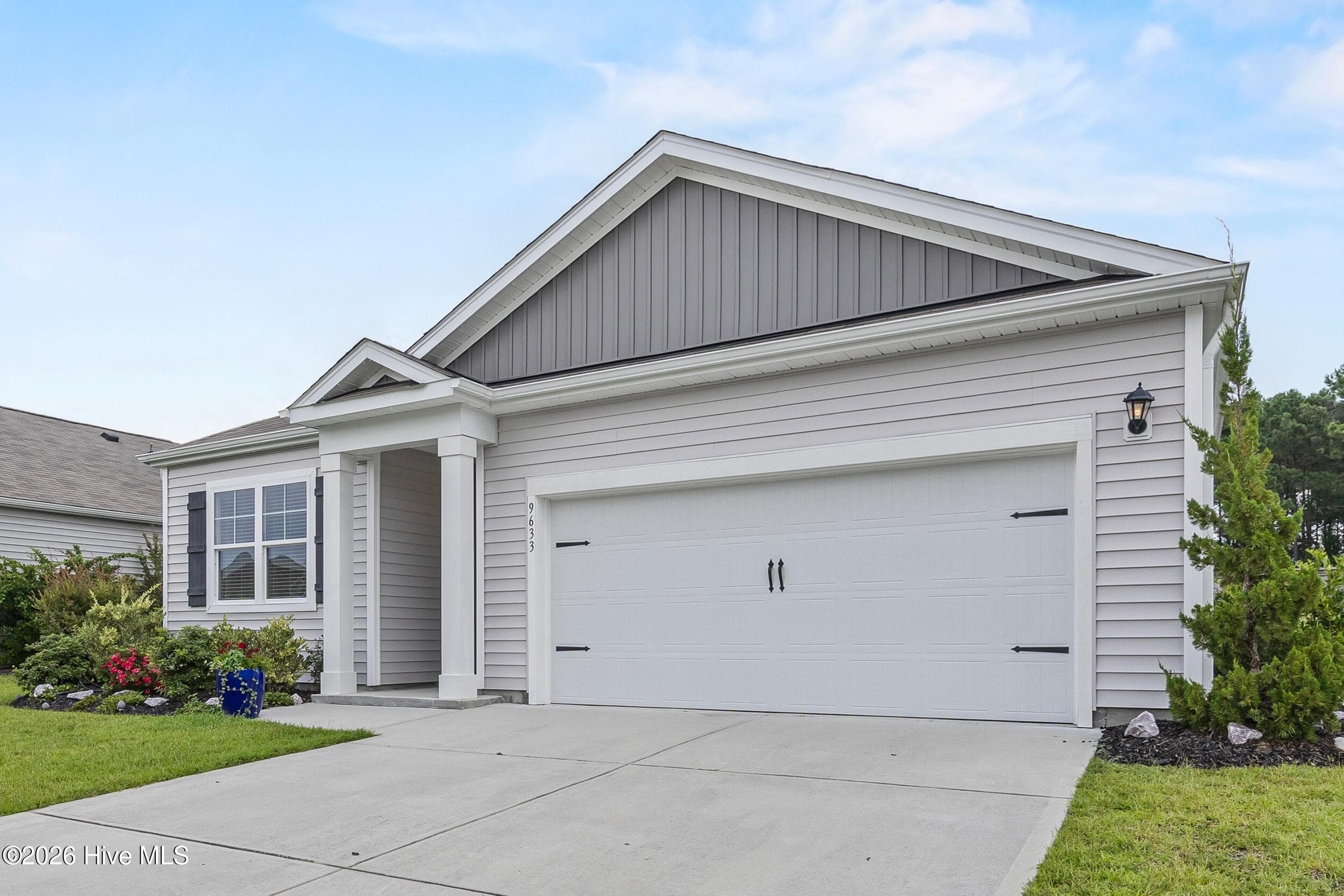 Single Family Residence at 9633 Large Oak Court, Winnabow, NC 28479, photo 4 of 54