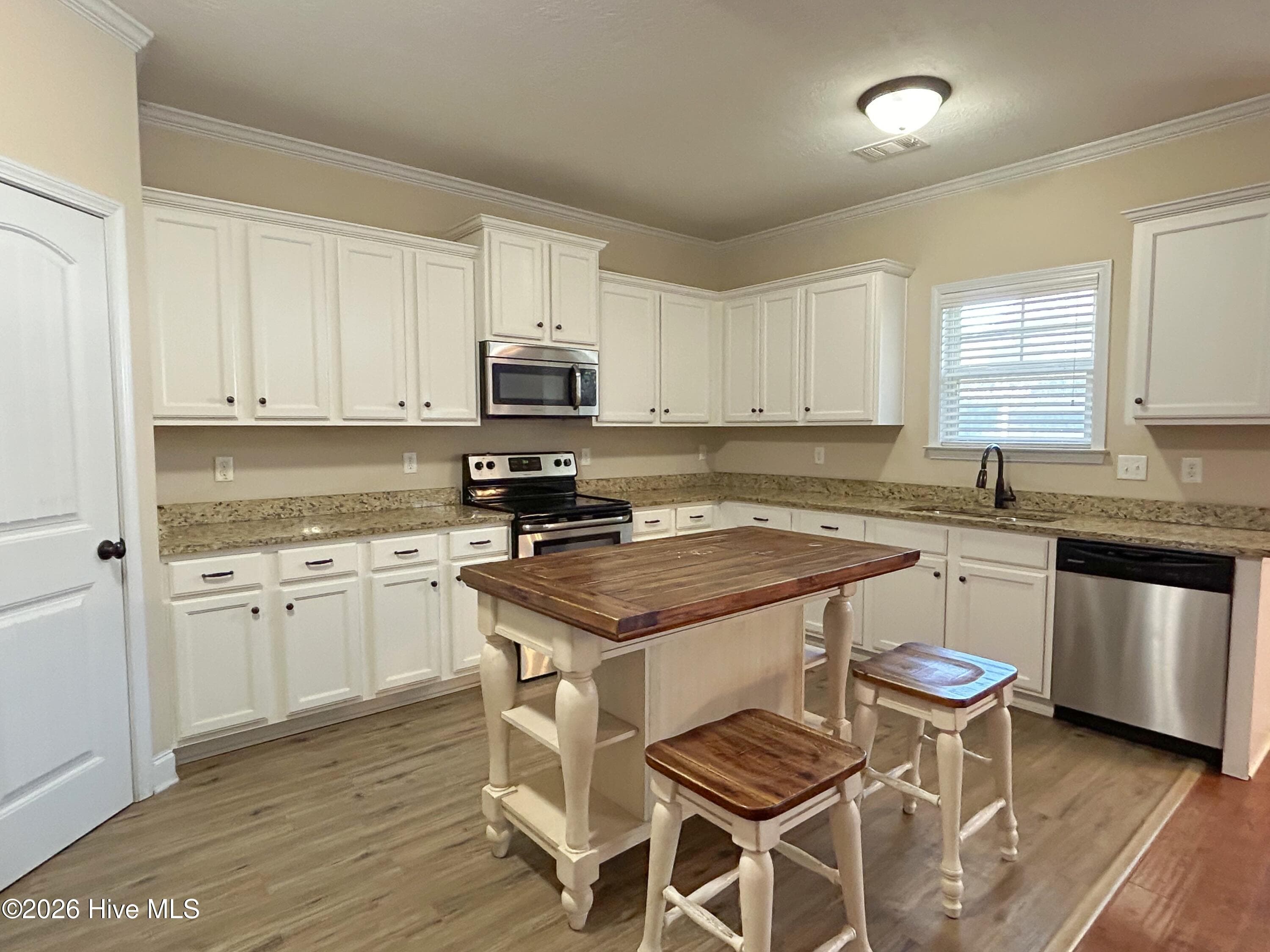 Single Family Residence at 613 Zizi Court, Grovetown, GA 30813, photo 8 of 29
