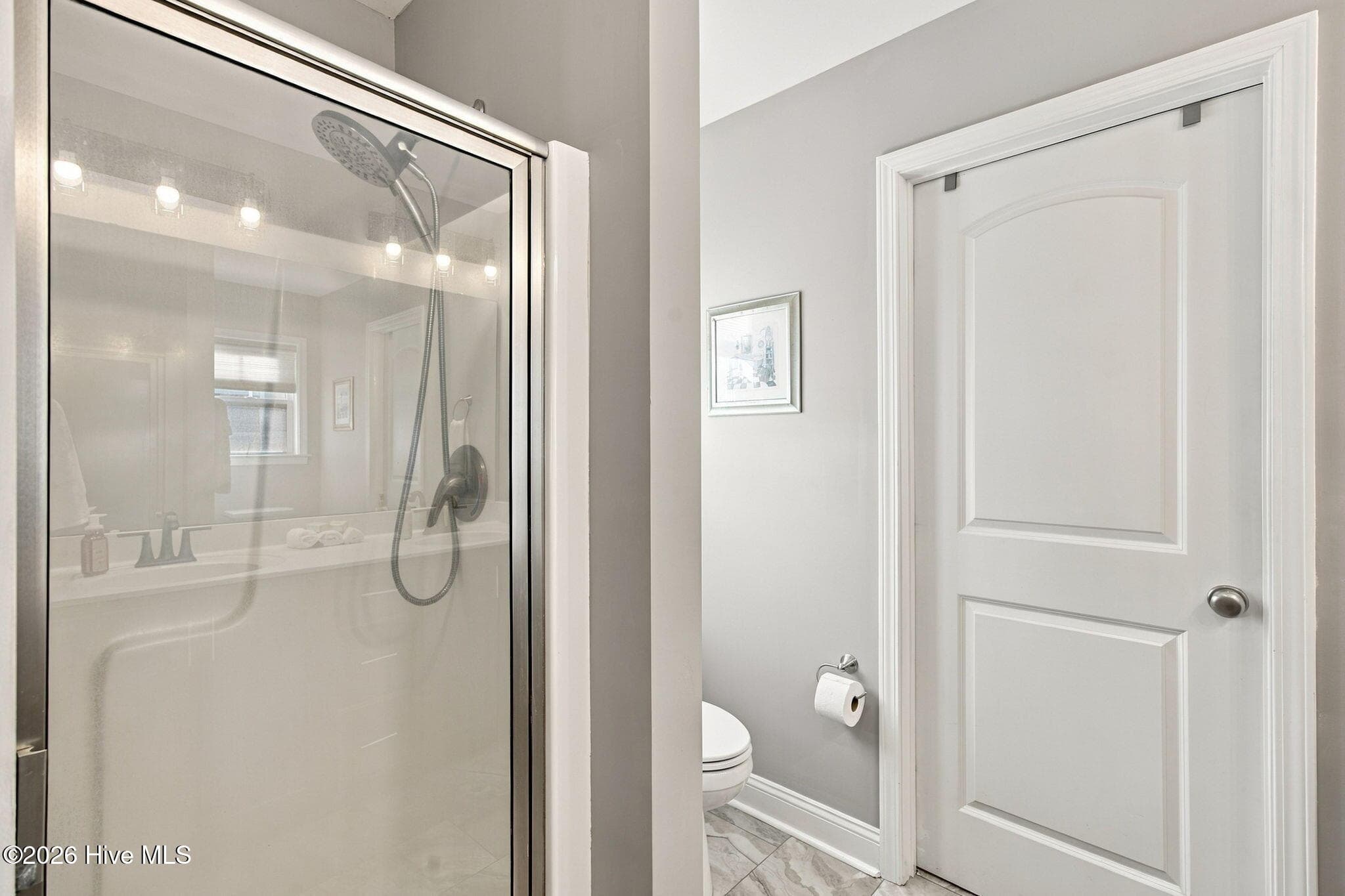 Walk in shower - 4490 Frying Pan Road SE, Southport, NC 28461, Southport