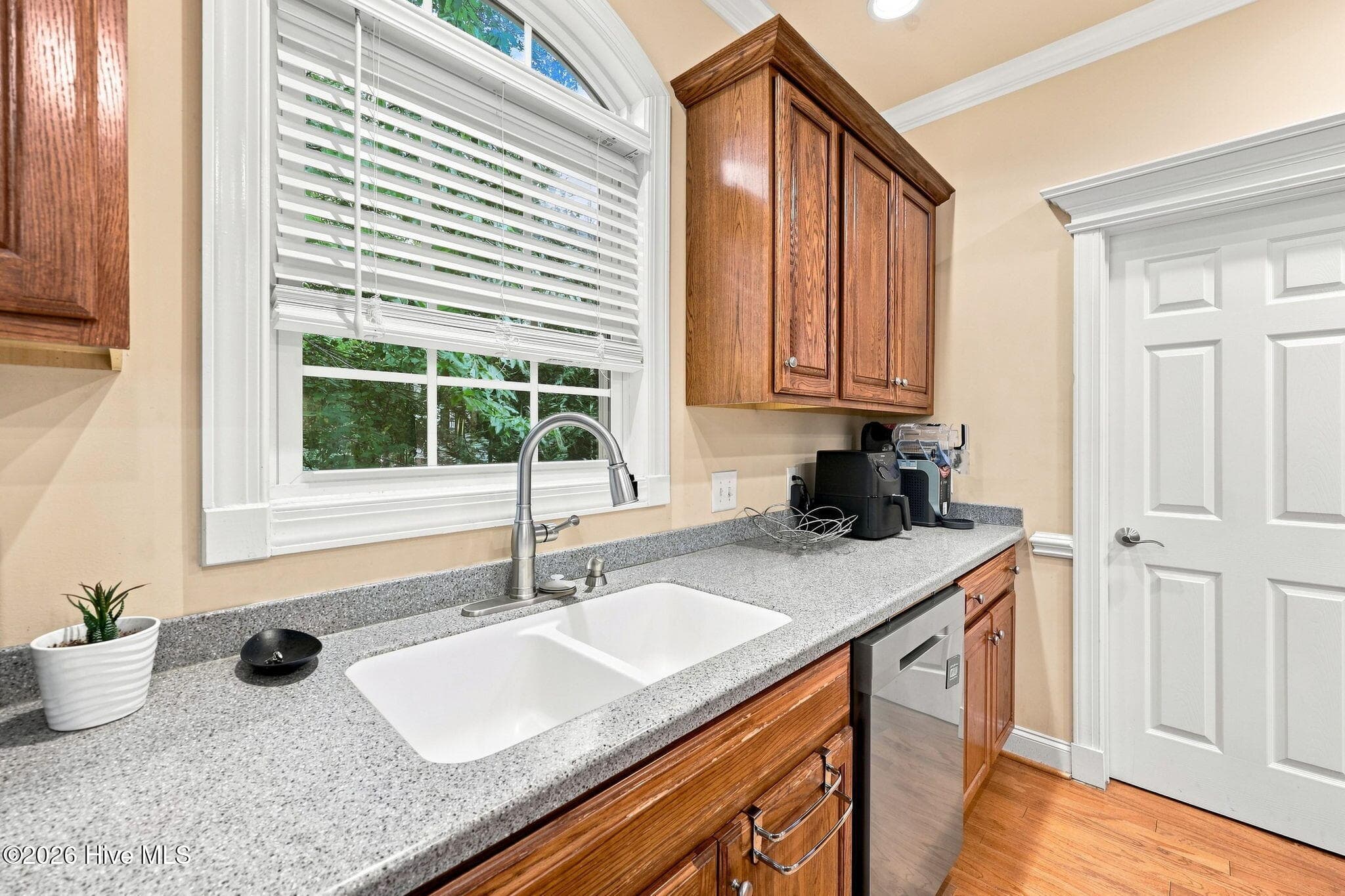 Single Family Residence at 3233 Leicester Circle, Sanford, NC 27332, photo 8 of 52