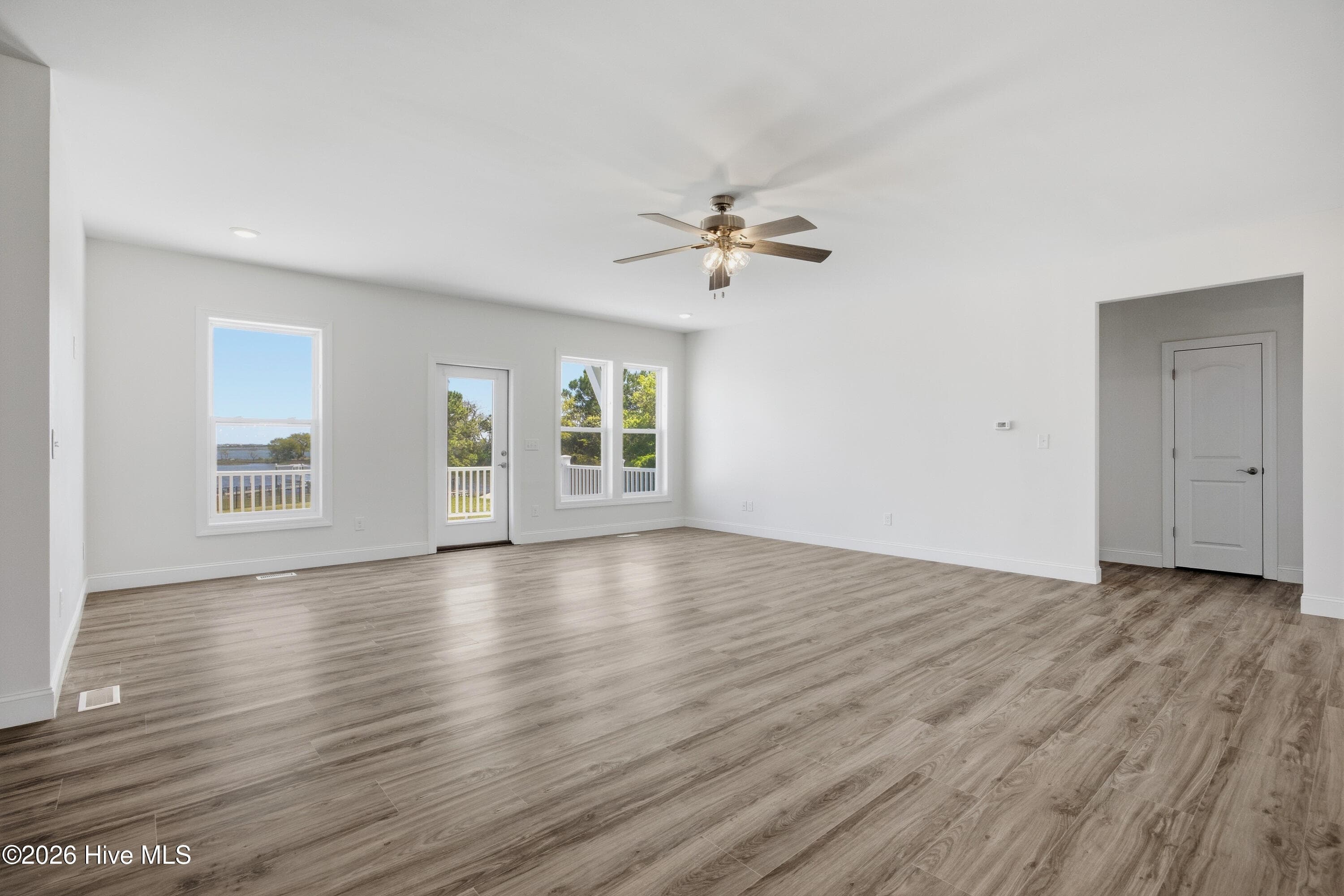 Single Family Residence at 106 Elizabeth Way Court, Swansboro, NC 28584, photo 17 of 63