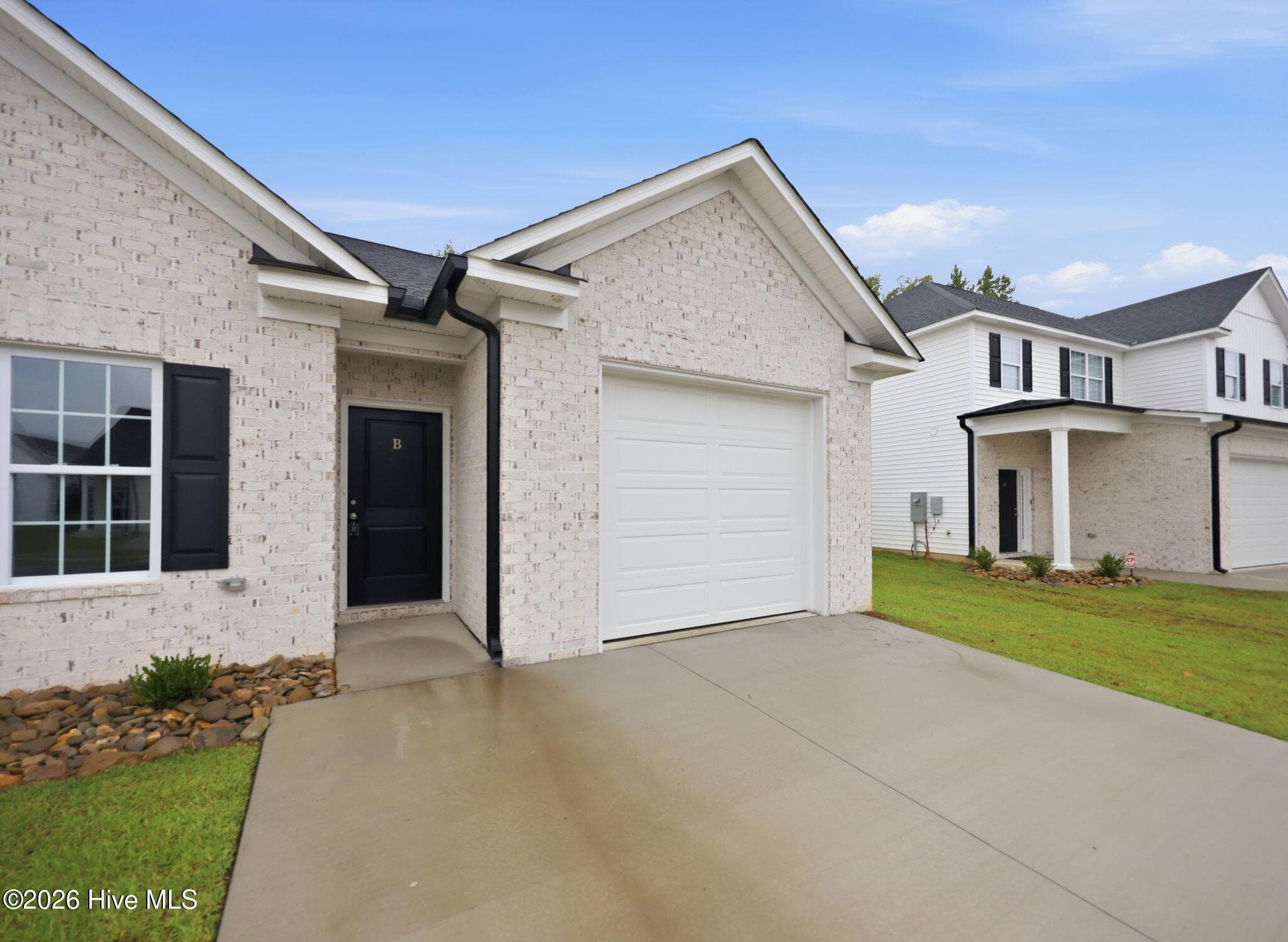 Townhouse at 2020 Dartford Drive B, Greenville, NC 27834, photo 4 of 84