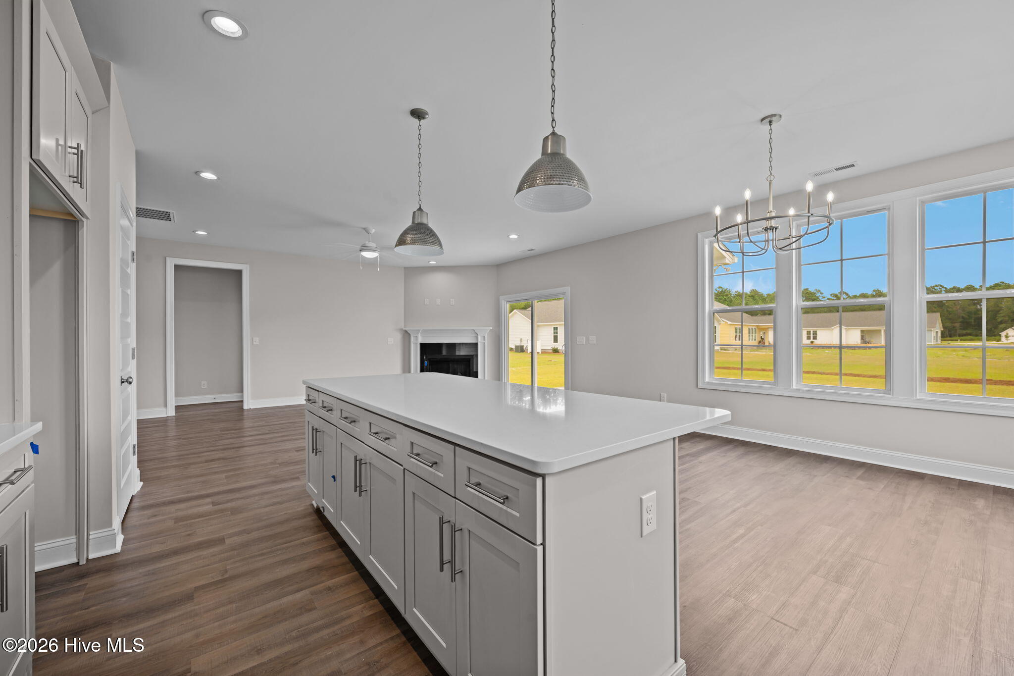 Single Family Residence at 1004 Exeter Place, New Bern, NC 28562, photo 12 of 44