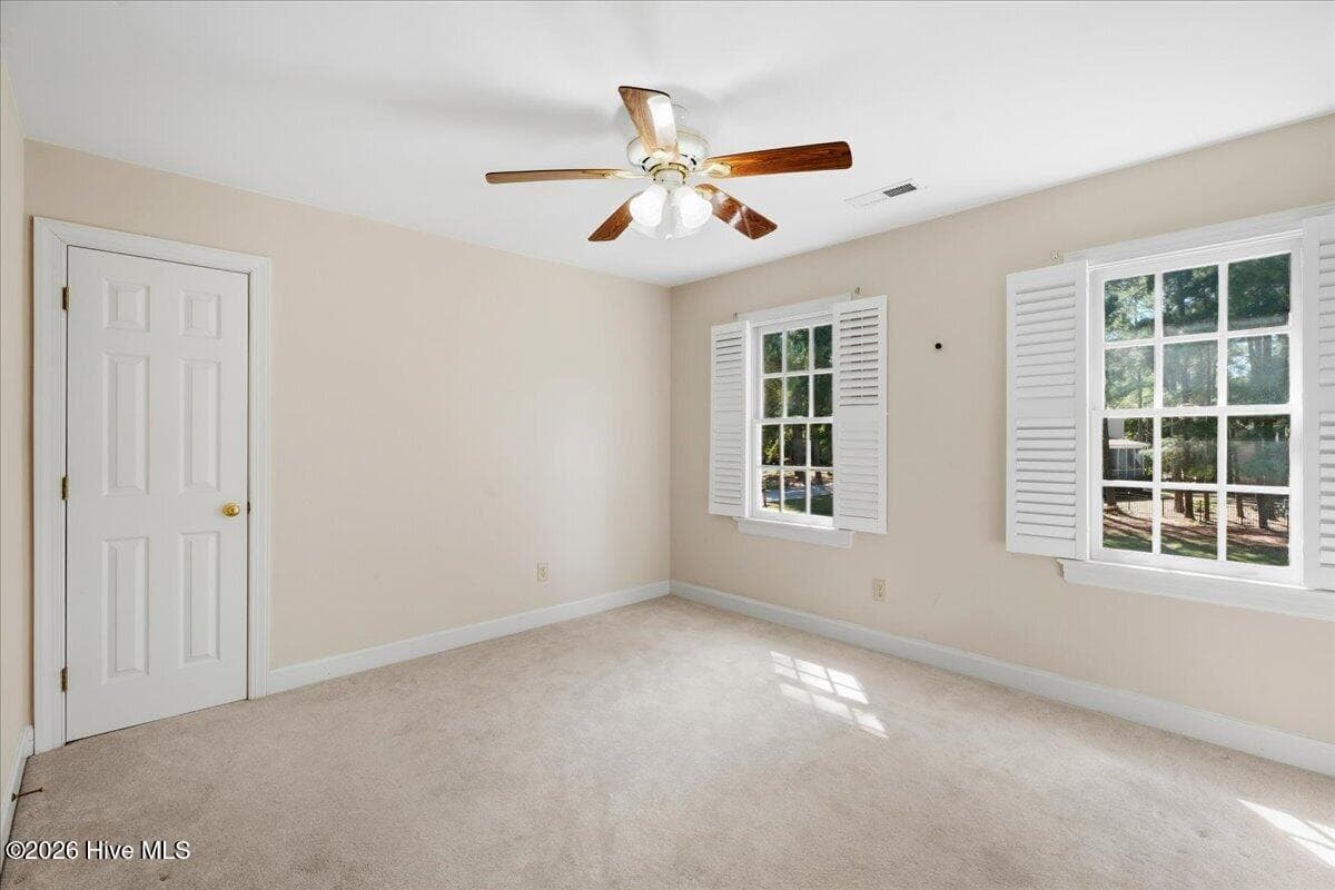 Single Family Residence at 5002 Greenbrier Lane N, Wilson, NC 27896, photo 13 of 45