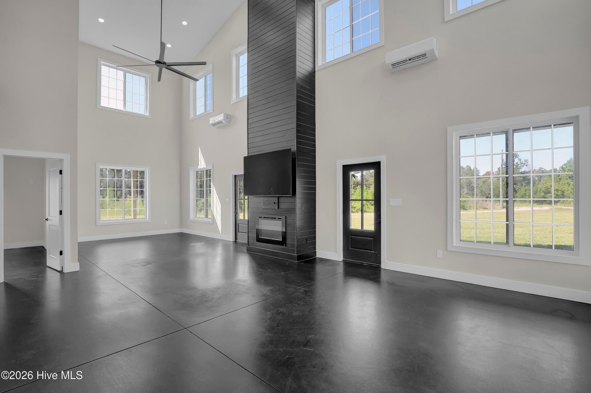 Single Family Residence at 250 Pilchers Branch Road, Holly Ridge, NC 28445, photo 10 of 78