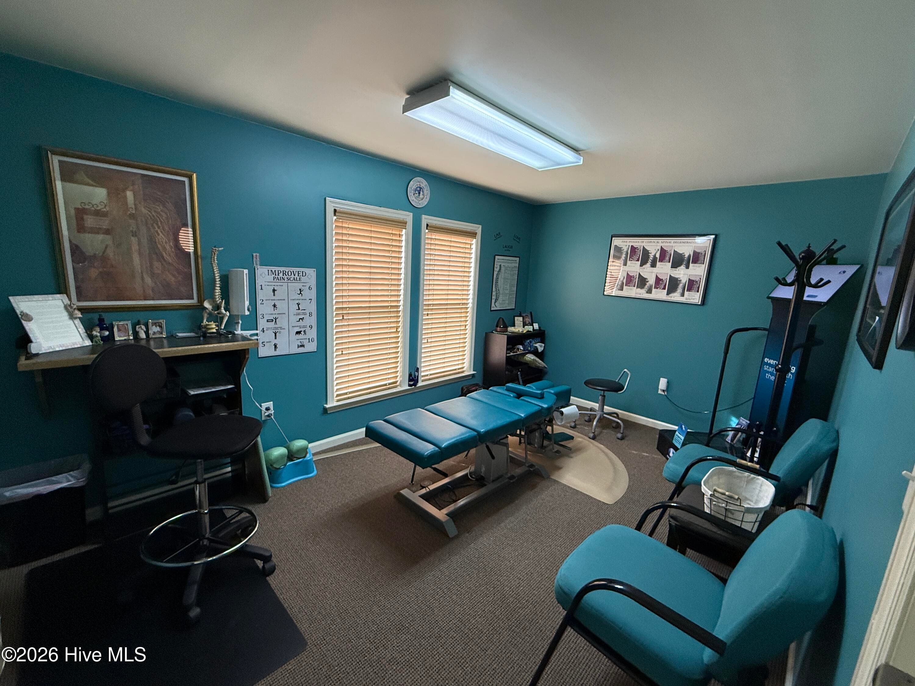 Manufactured Home at 1786 Pine Valley Drive SW, Supply, NC 28462, photo 15 of 29