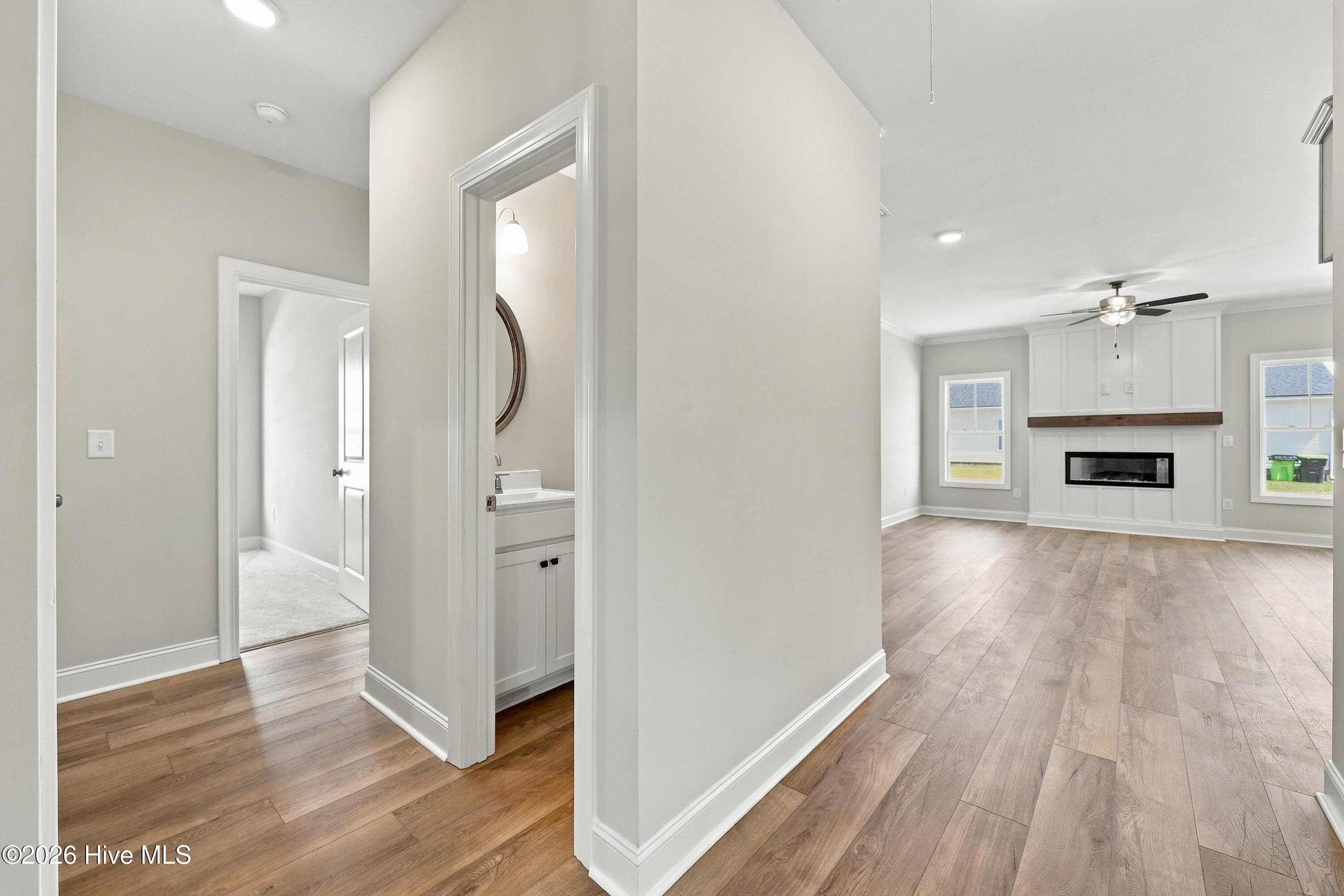 from foyer entrance to spacious and pen LR - 3229 Meadow Drive, Farmville, NC 27828