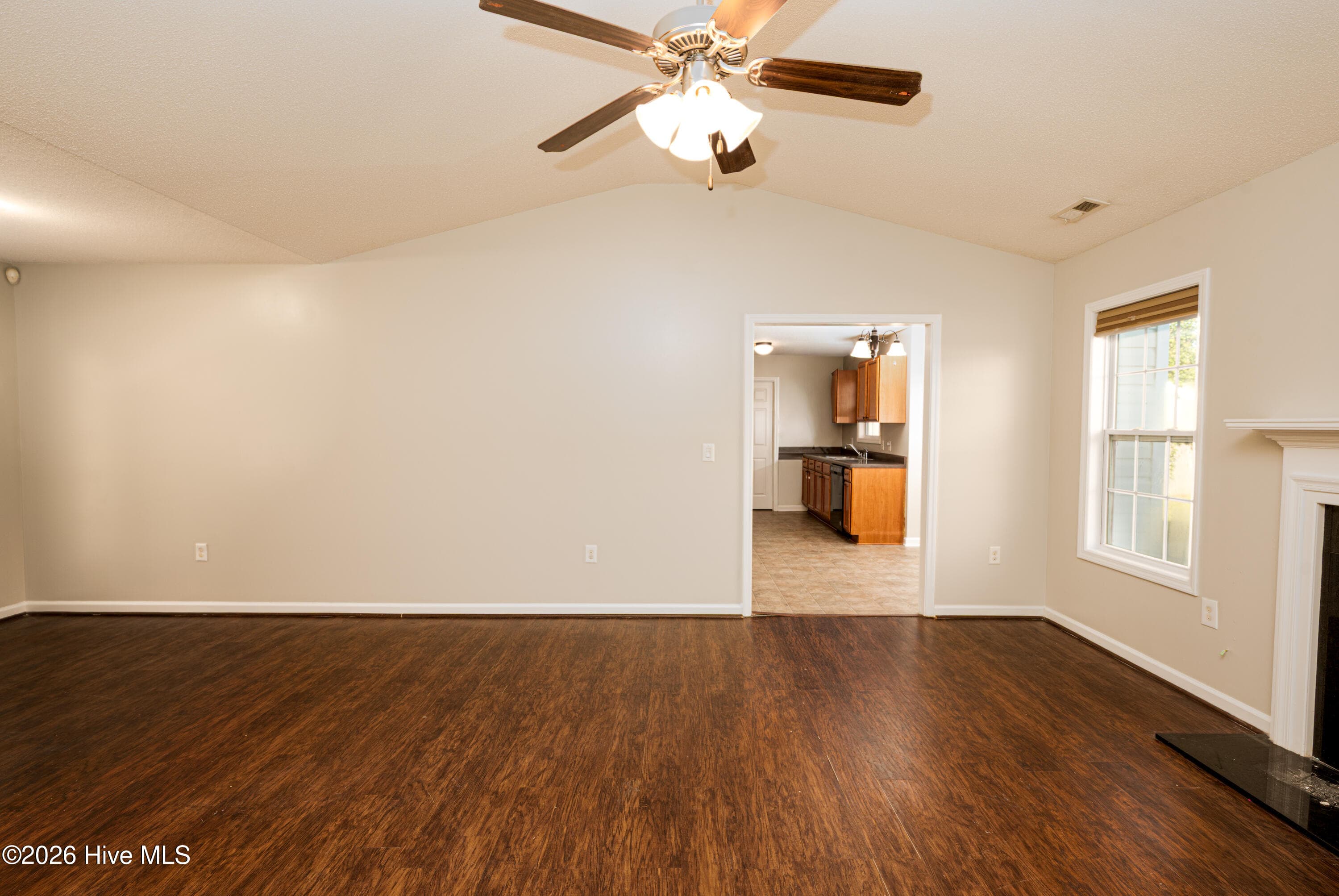 Single Family Residence at 2946 Judge Manly Drive, New Bern, NC 28562, photo 7 of 25
