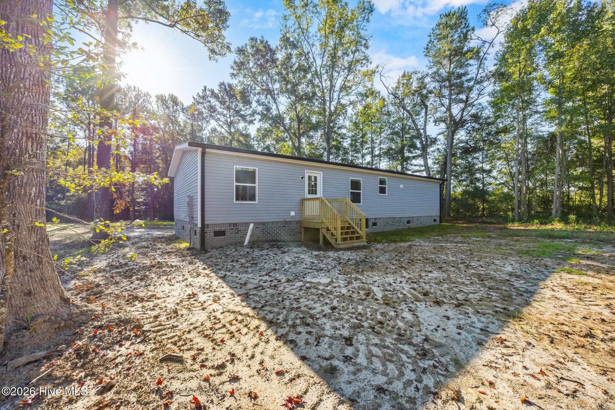 Manufactured Home at 4625 Smith Briggs Lane, Northwest, NC 28451, photo 32 of 35