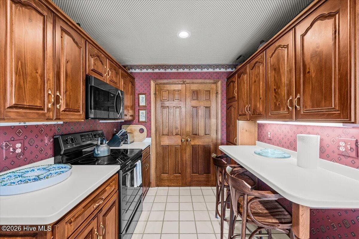 Eat in kitchen - 50 Cochrane Castle Circle, Southern Pines, NC 28387