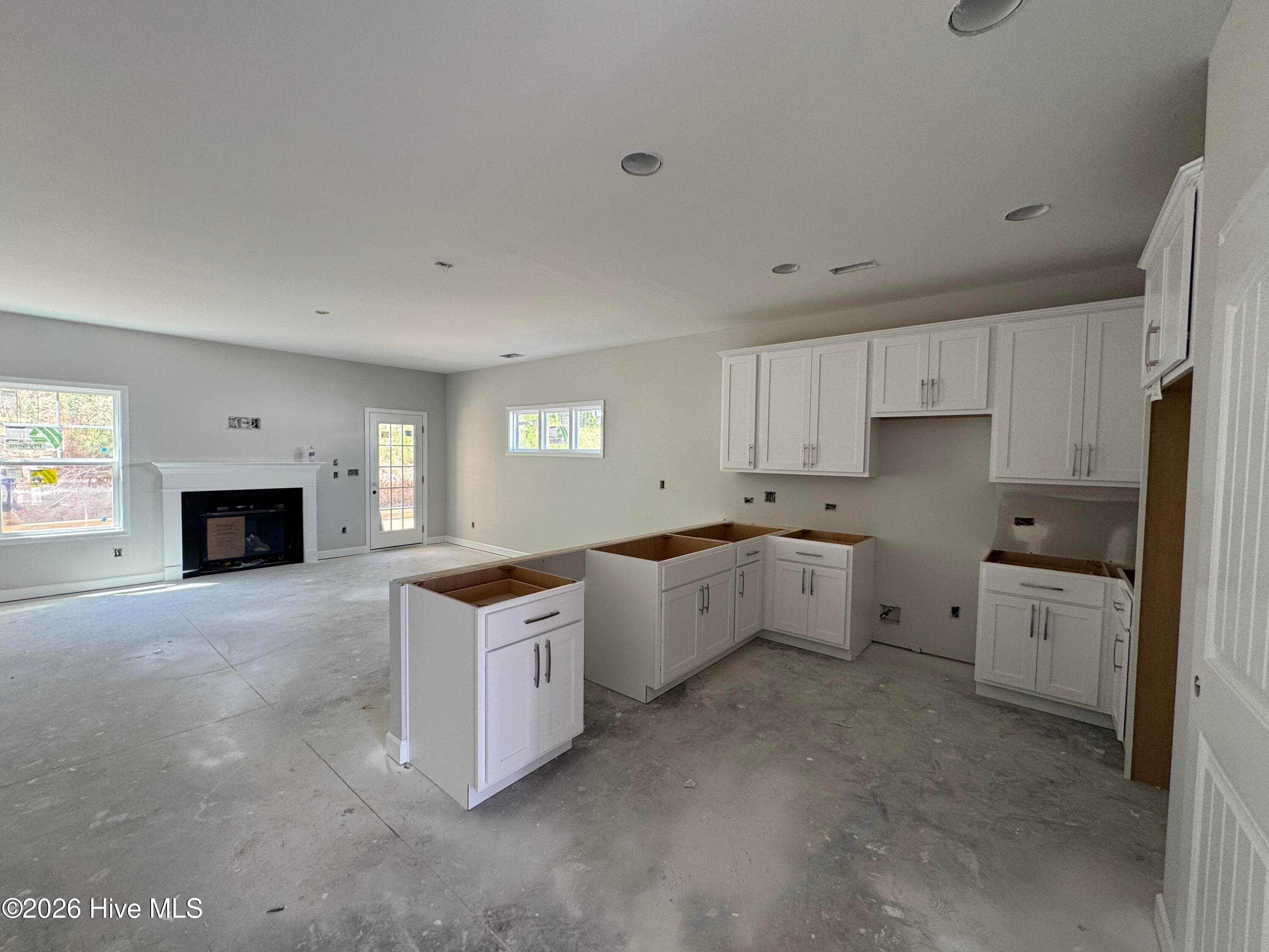Single Family Residence at 298 Rough Ridge Trail 29, Aberdeen, NC 28315, photo 41 of 189