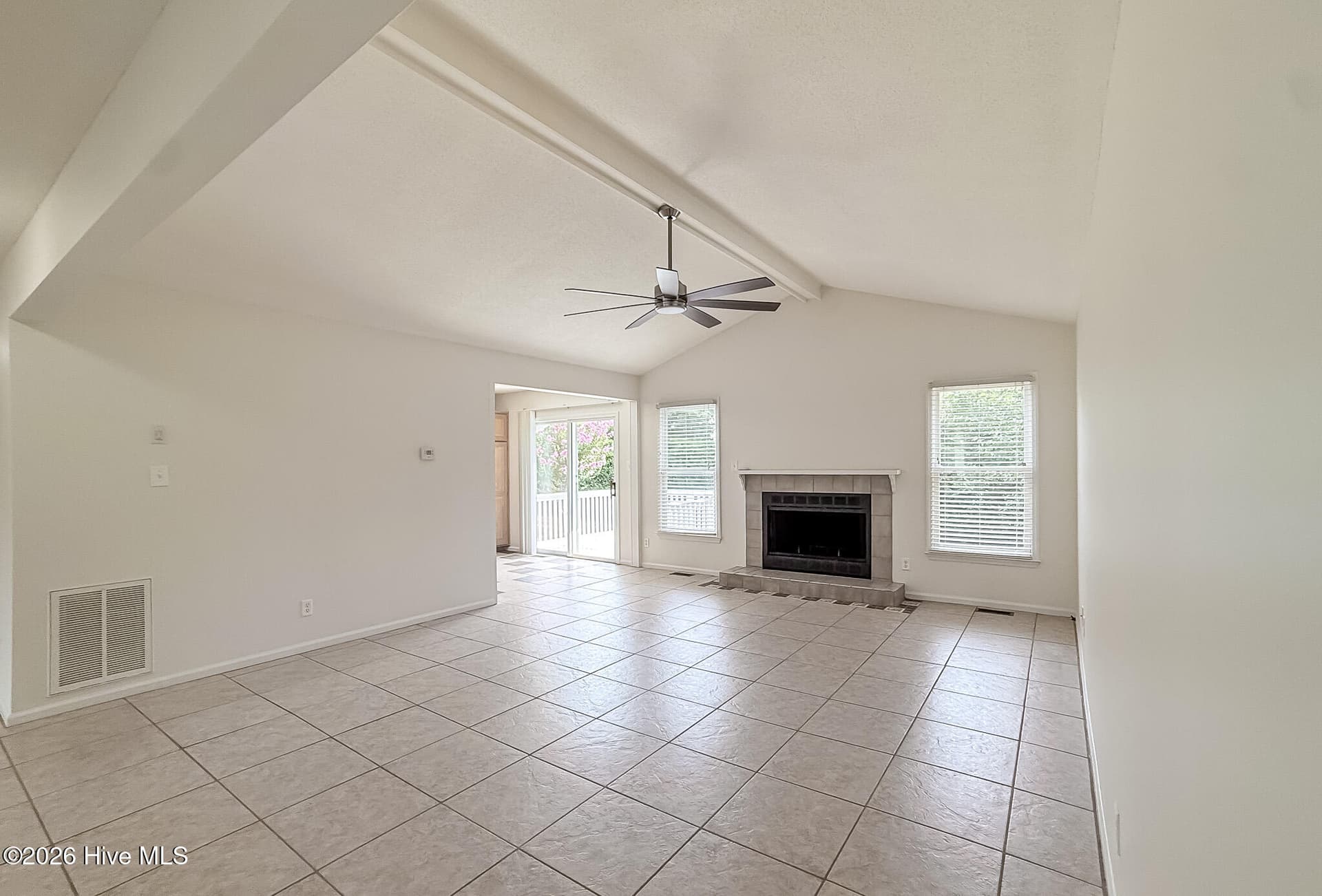 Single Family Residence at 5 Bridle Path Circle, Pinehurst, NC 28374, photo 9 of 65