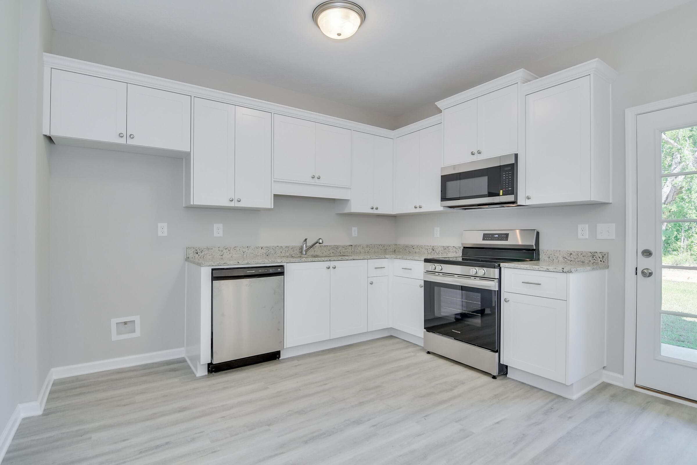 Townhouse at 103 Constitution Circle Drive A, Washington, GA 30673, photo 10 of 25