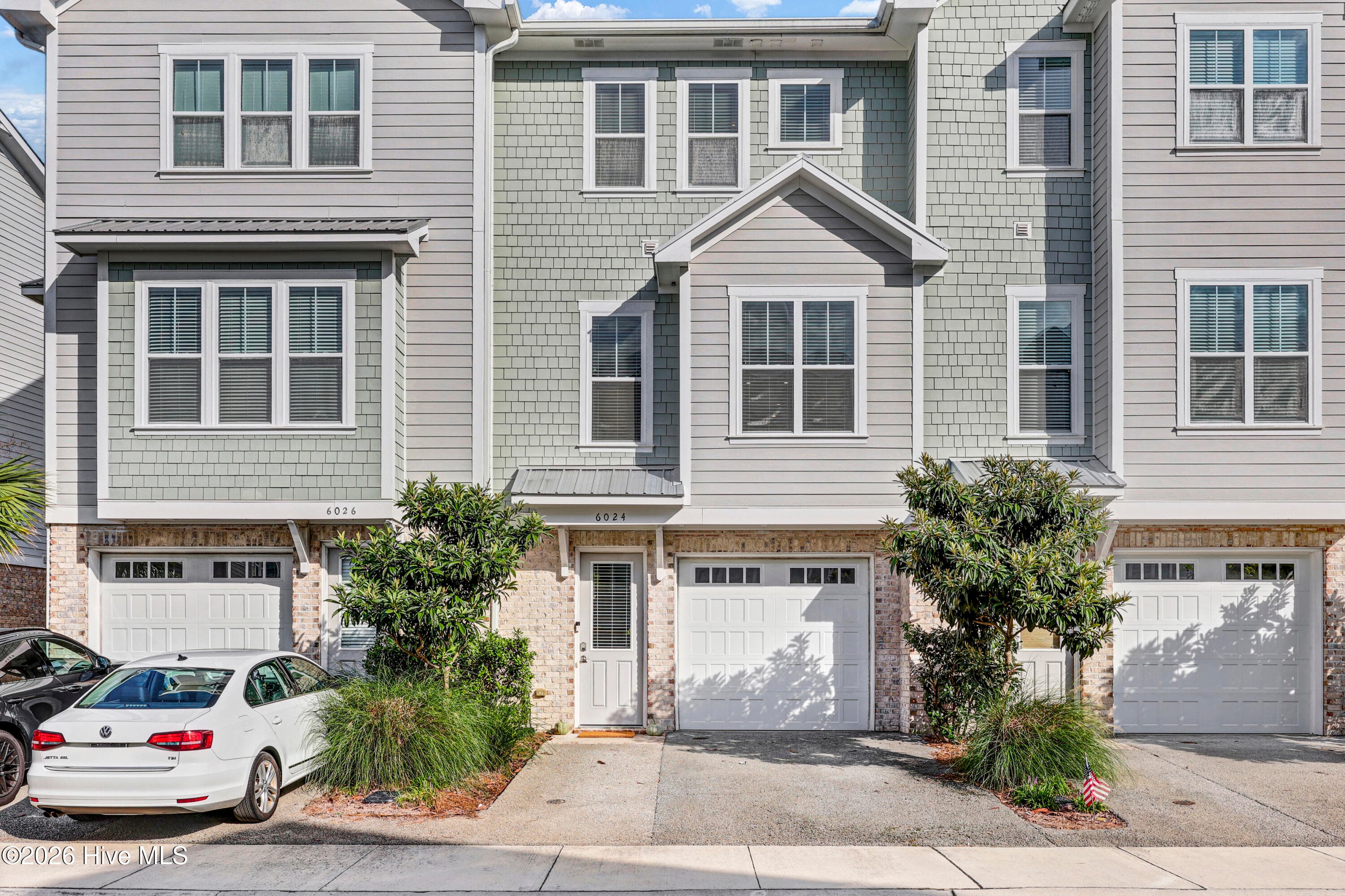 Townhouse at 6024 Richard Bradley Drive, Wilmington, NC 28409, photo 6 of 37