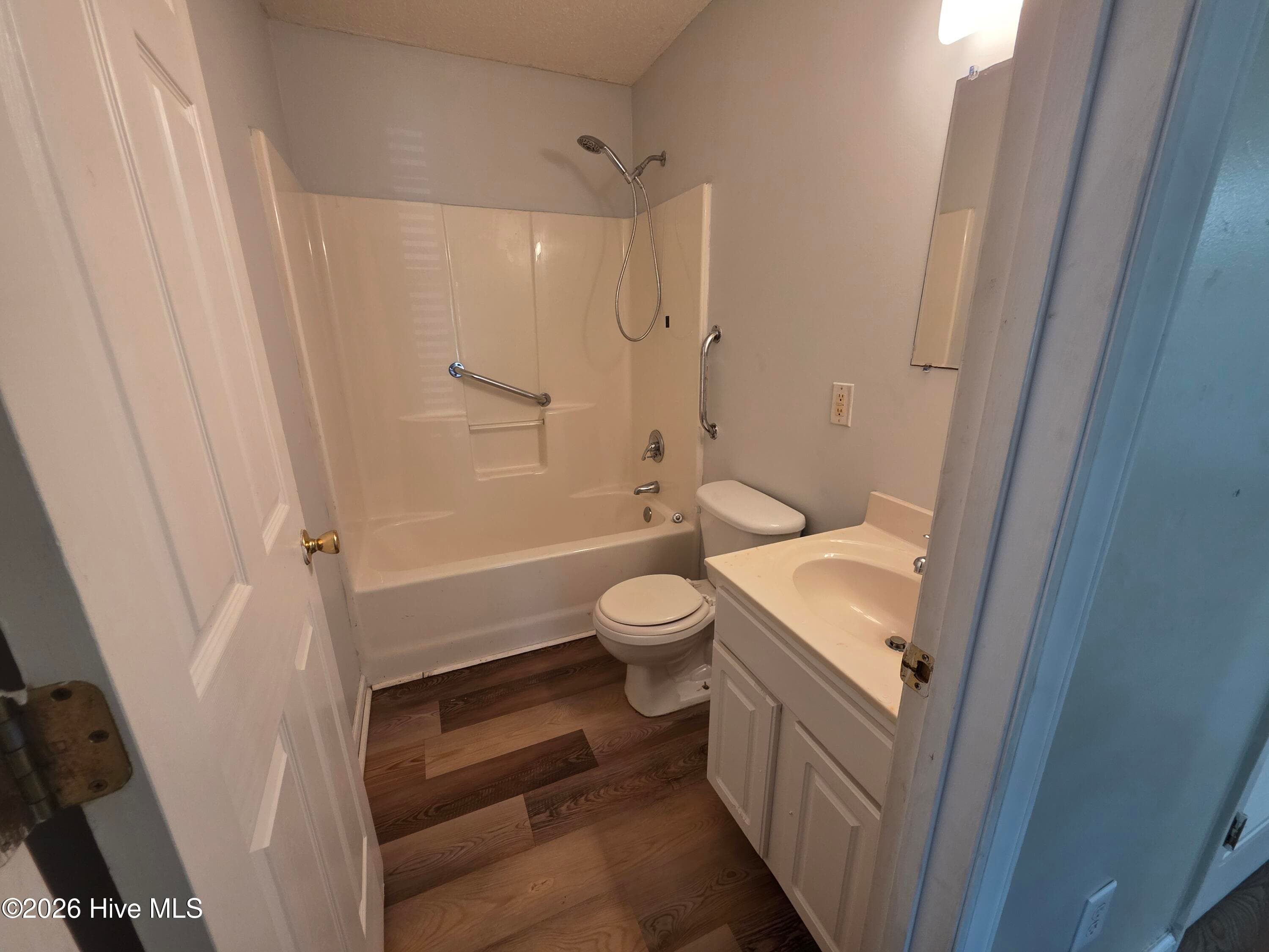 Single Family Residence at 303 Olive Branch Boulevard, Grifton, NC 28530, photo 18 of 30