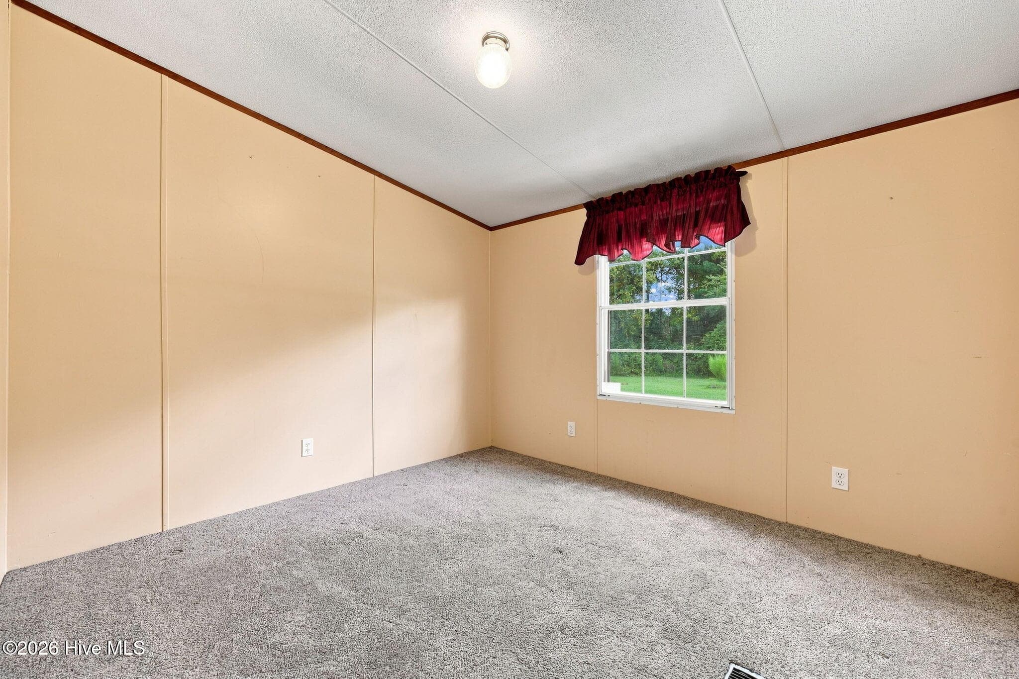 Manufactured Home at 4652 Faith Baptist Church Road, Pinetops, NC 27864, photo 140 of 145