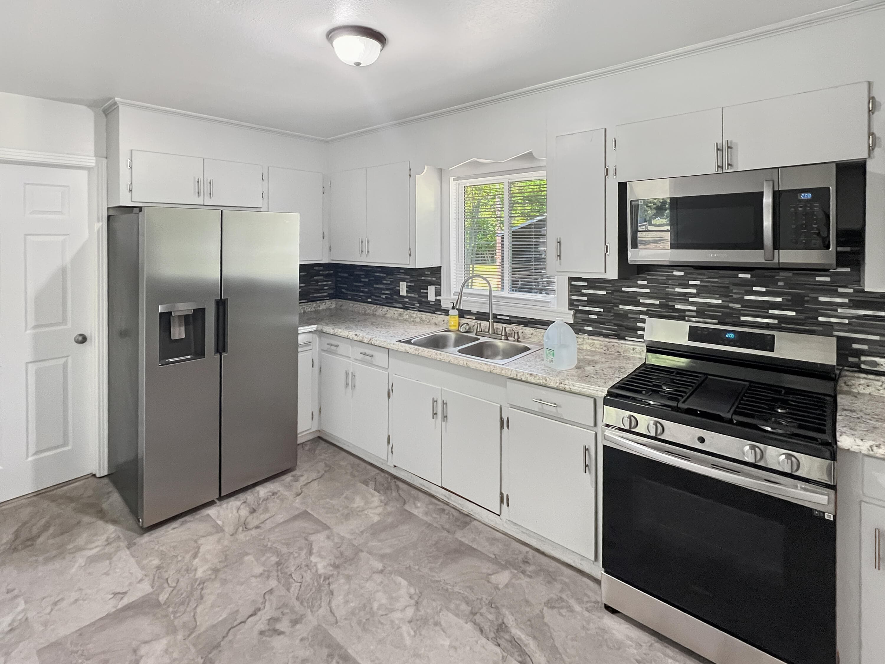 Single Family Residence at 1909 Melrose Drive, Augusta, GA 30906, photo 18 of 27