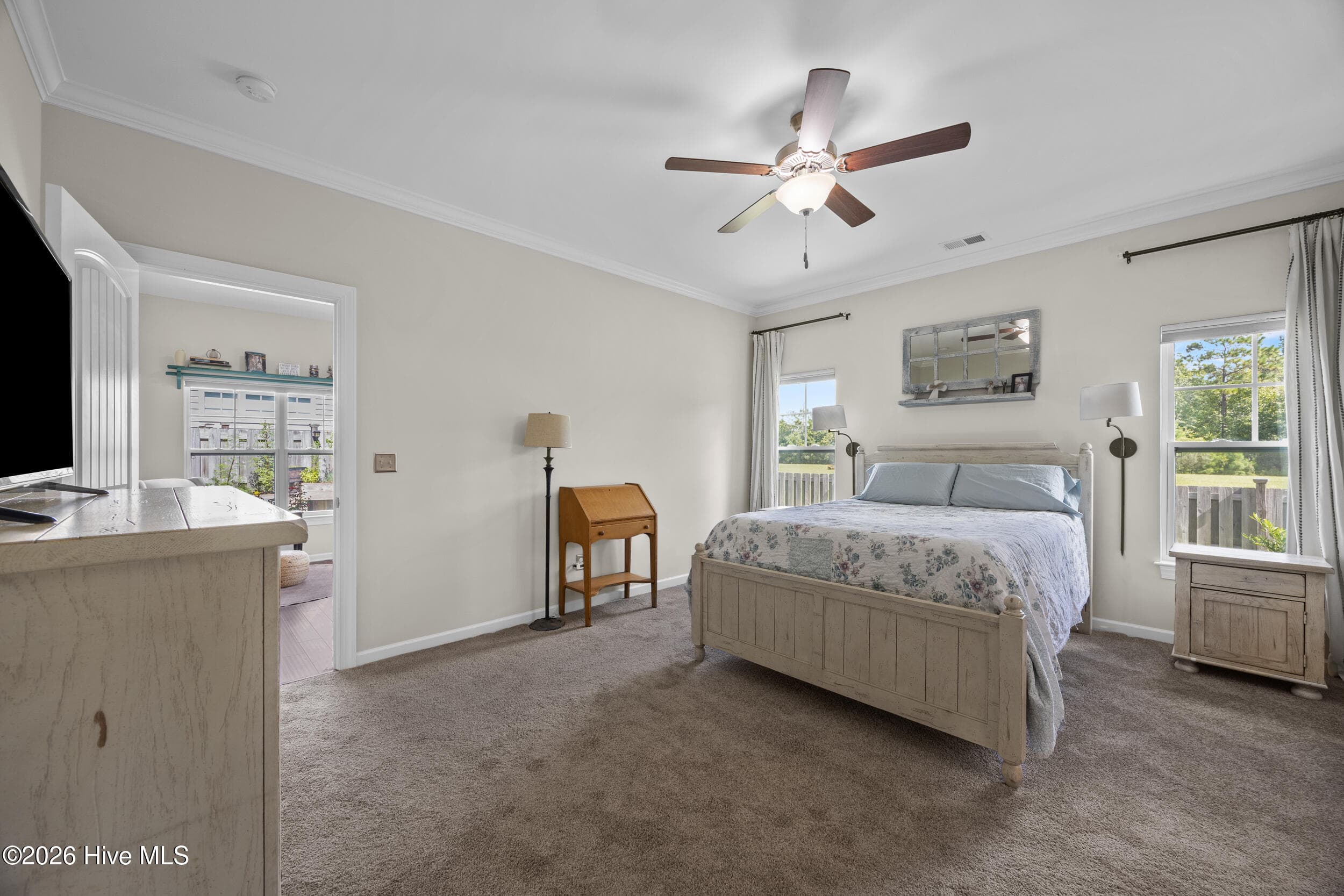 Single Family Residence at 4513 Huntsman Court, Castle Hayne, NC 28429, photo 4 of 5
