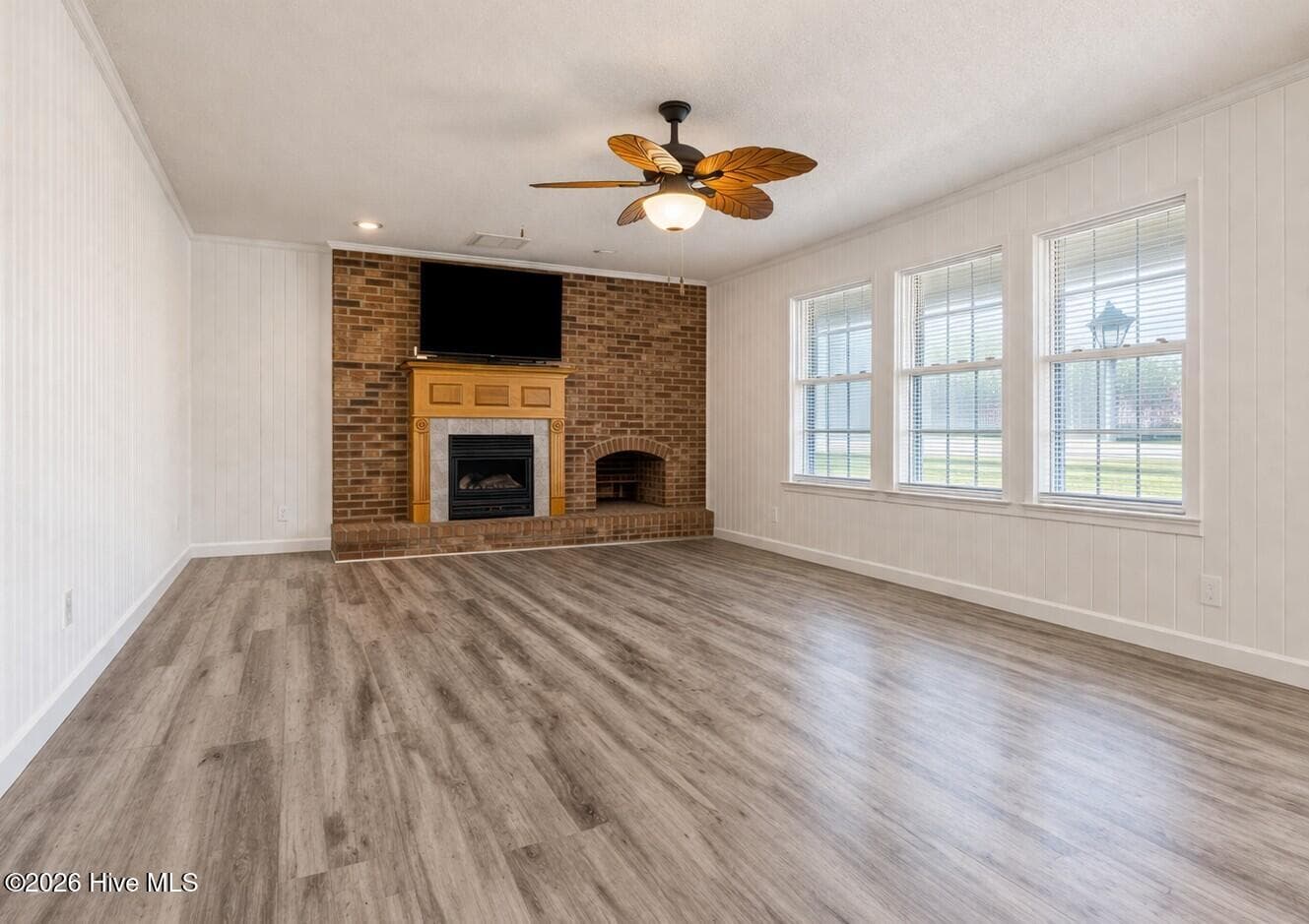 198 Mary Ella Road, Harkers Island, NC 28531