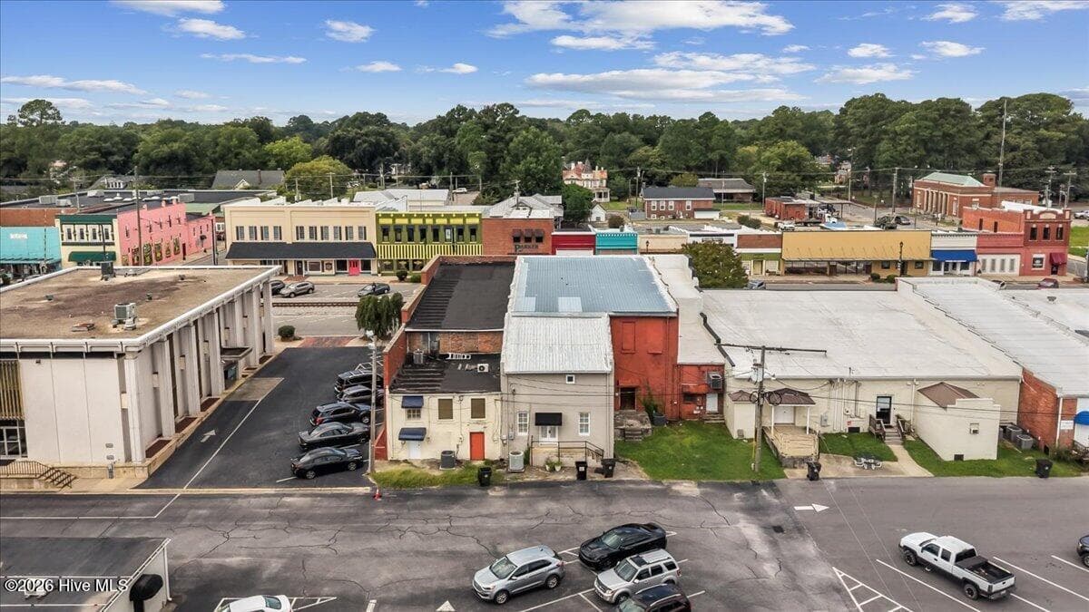 Business at 114 N Center Street, Mount Olive, NC 28365, photo 9 of 39