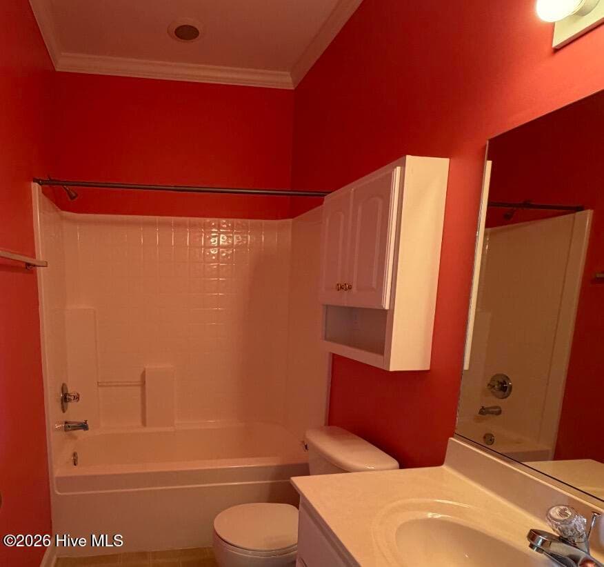 Hall Bathroom - 2059 Briarwood Drive, Kinston, NC 28501