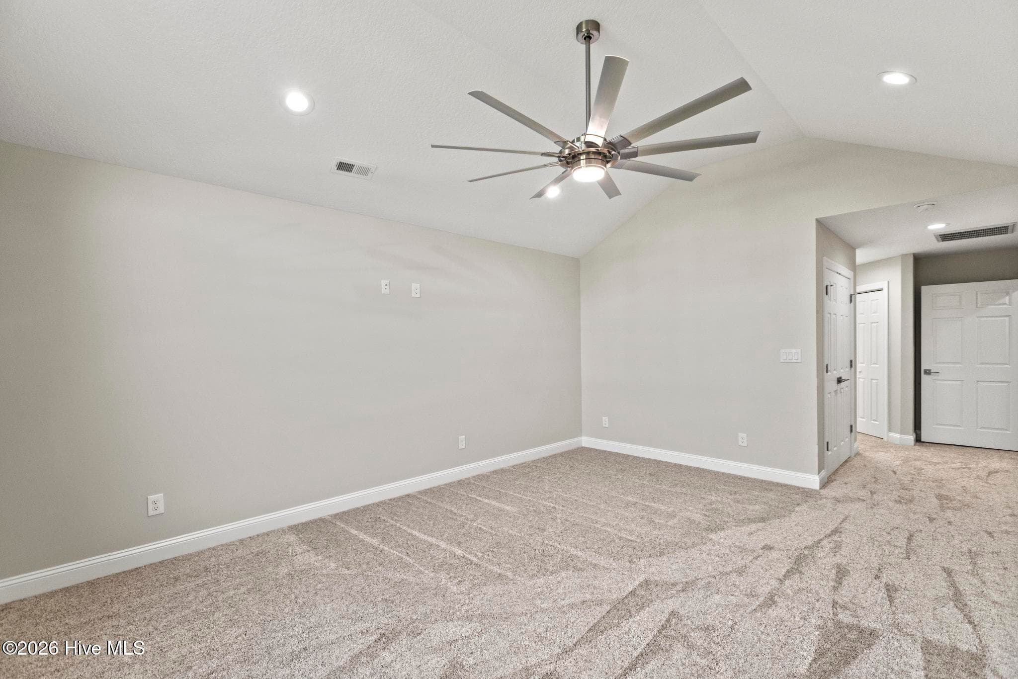 Single Family Residence at 401 King Richard Court, Jacksonville, NC 28546, photo 26 of 46