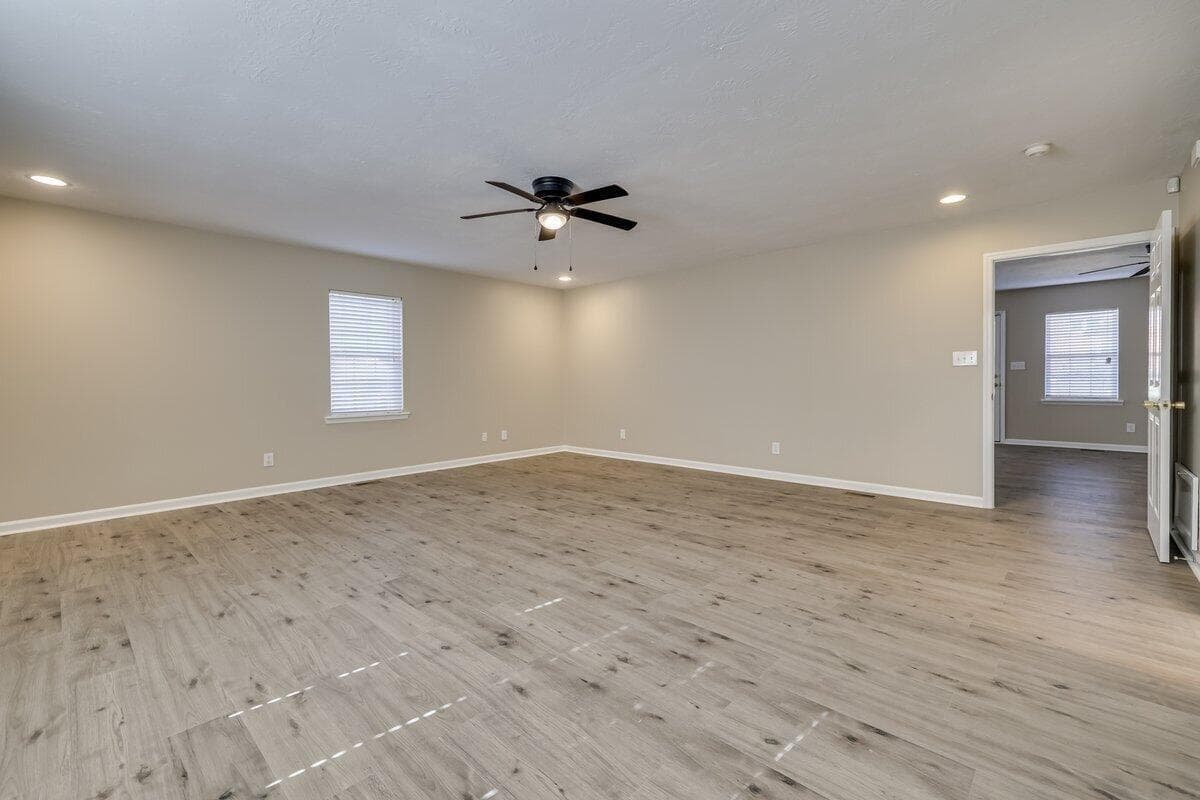 Single Family Residence at 2085 Hillsinger Road, Augusta, GA 30904, photo 17 of 42