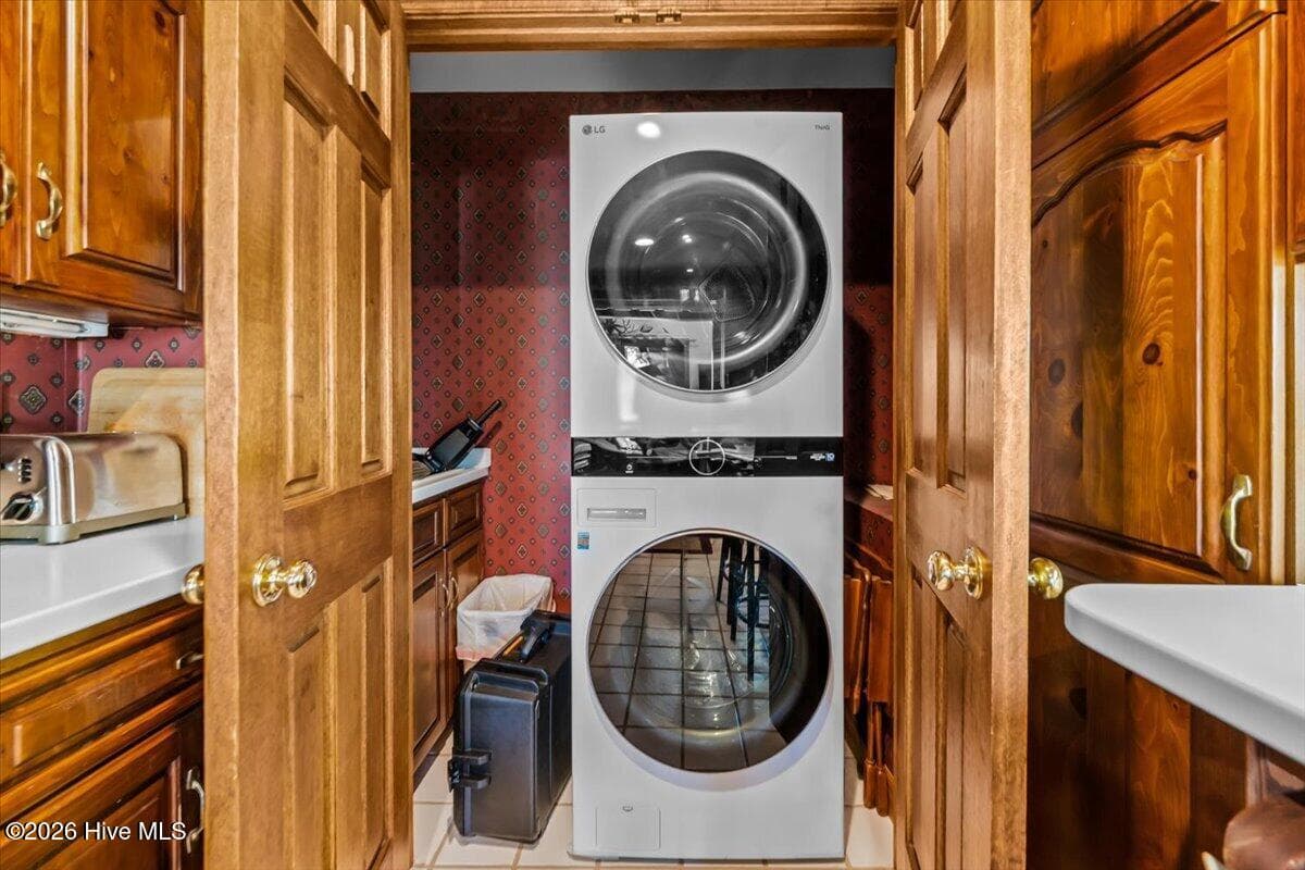 Washer & dryer in kitchen - 50 Cochrane Castle Circle, Southern Pines, NC 28387