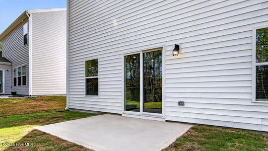 Single Family Residence at 511 Chestnut Oak Drive, Sanford, NC 27332, photo 33 of 38