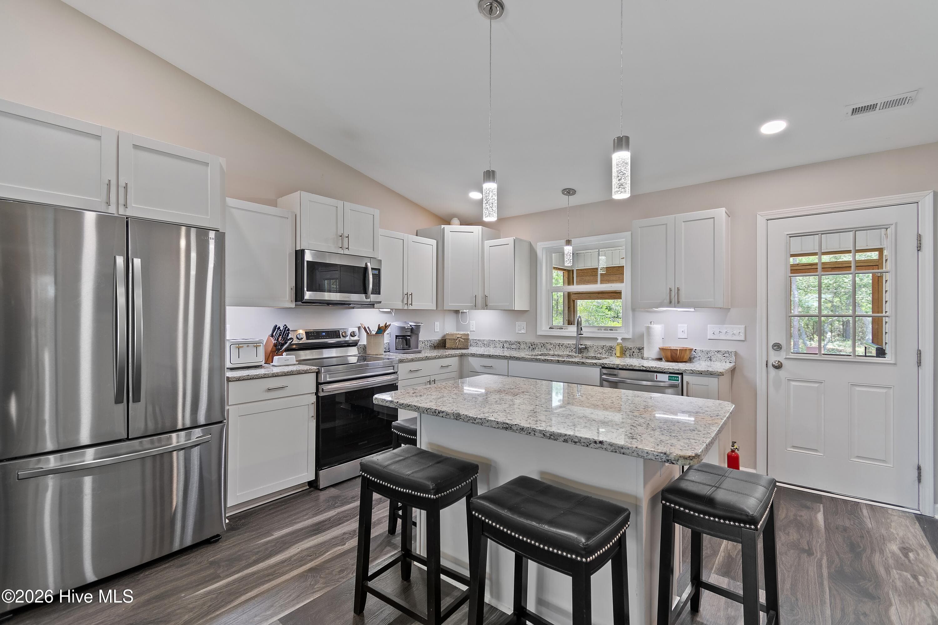 Single Family Residence at 2618 Brittle Star Circle, Supply, NC 28462, photo 2 of 4