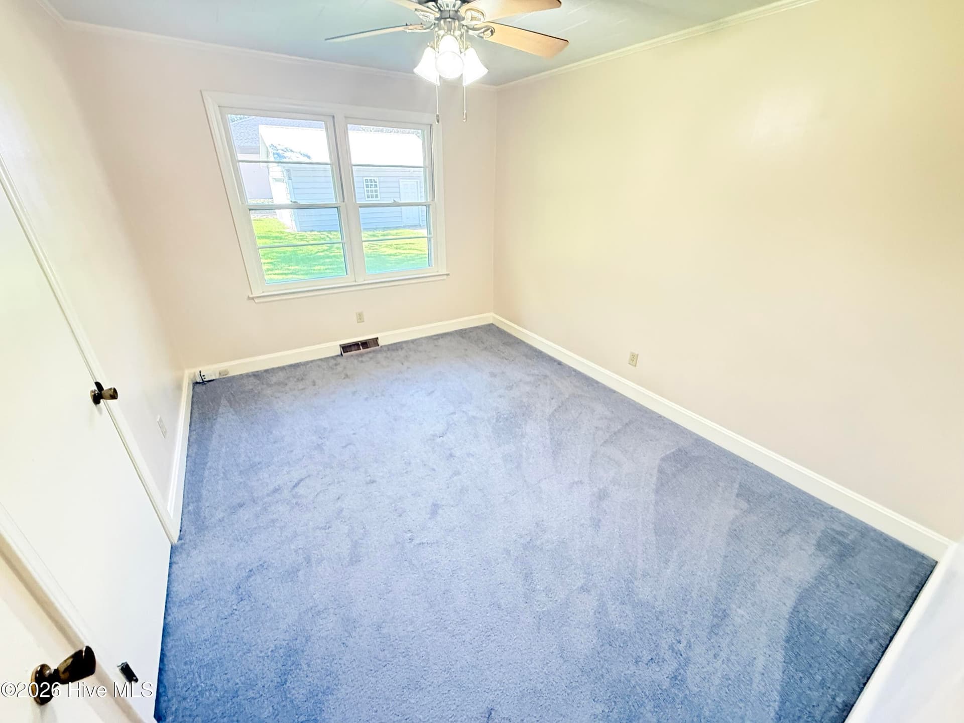 Single Family Residence at 501 N Chestnut Street, Mount Olive, NC 28365, photo 18 of 26