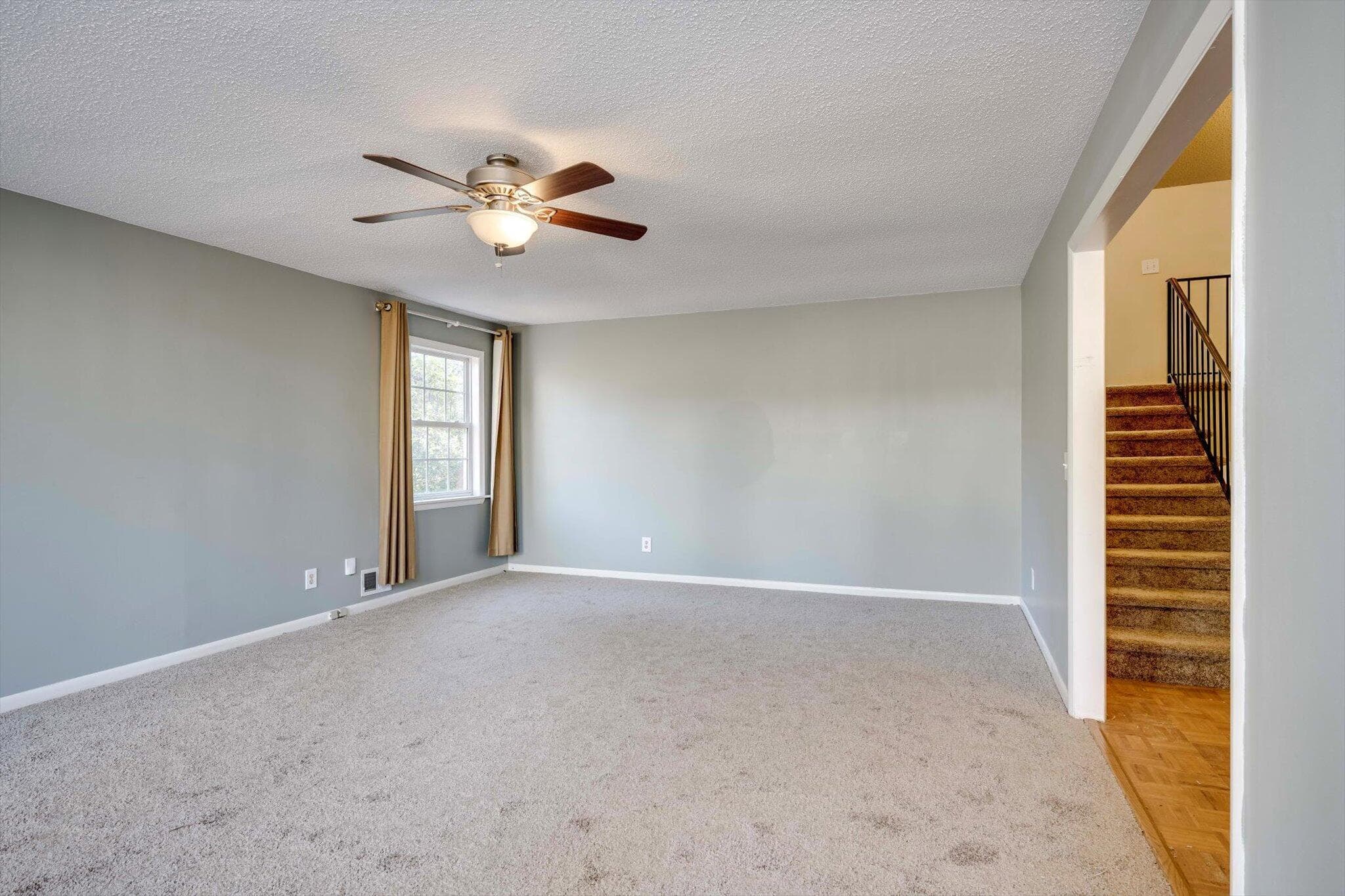 Single Family Residence at 715 Hammond Drive, North Augusta, SC 29841, photo 5 of 43