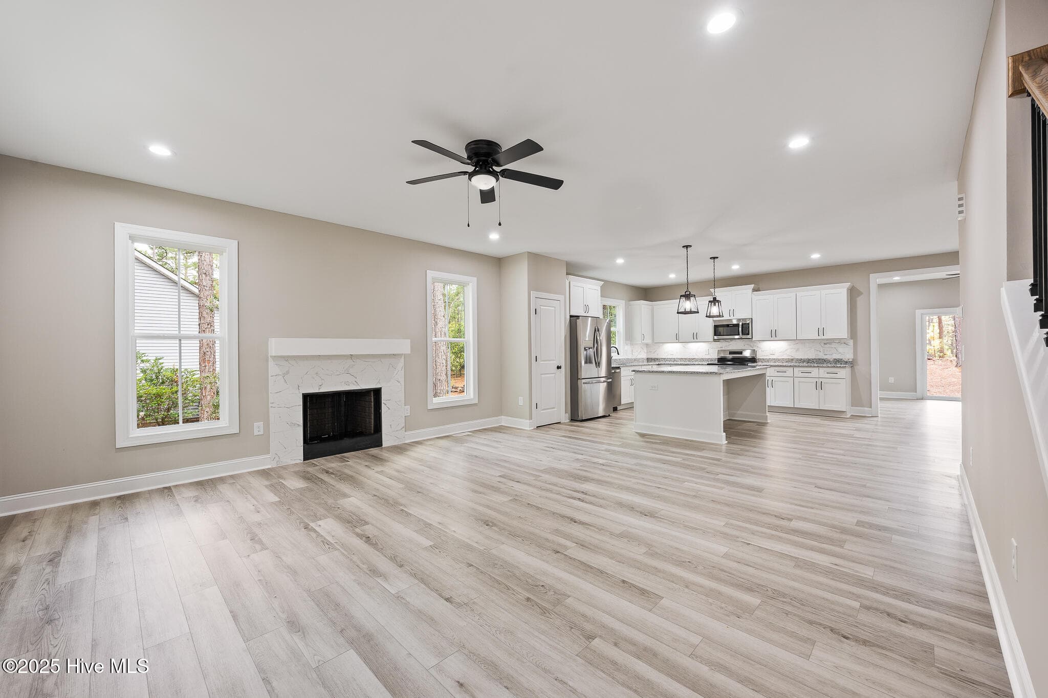Single Family Residence at 284 Longleaf Drive, West End, NC 27376, photo 4 of 39