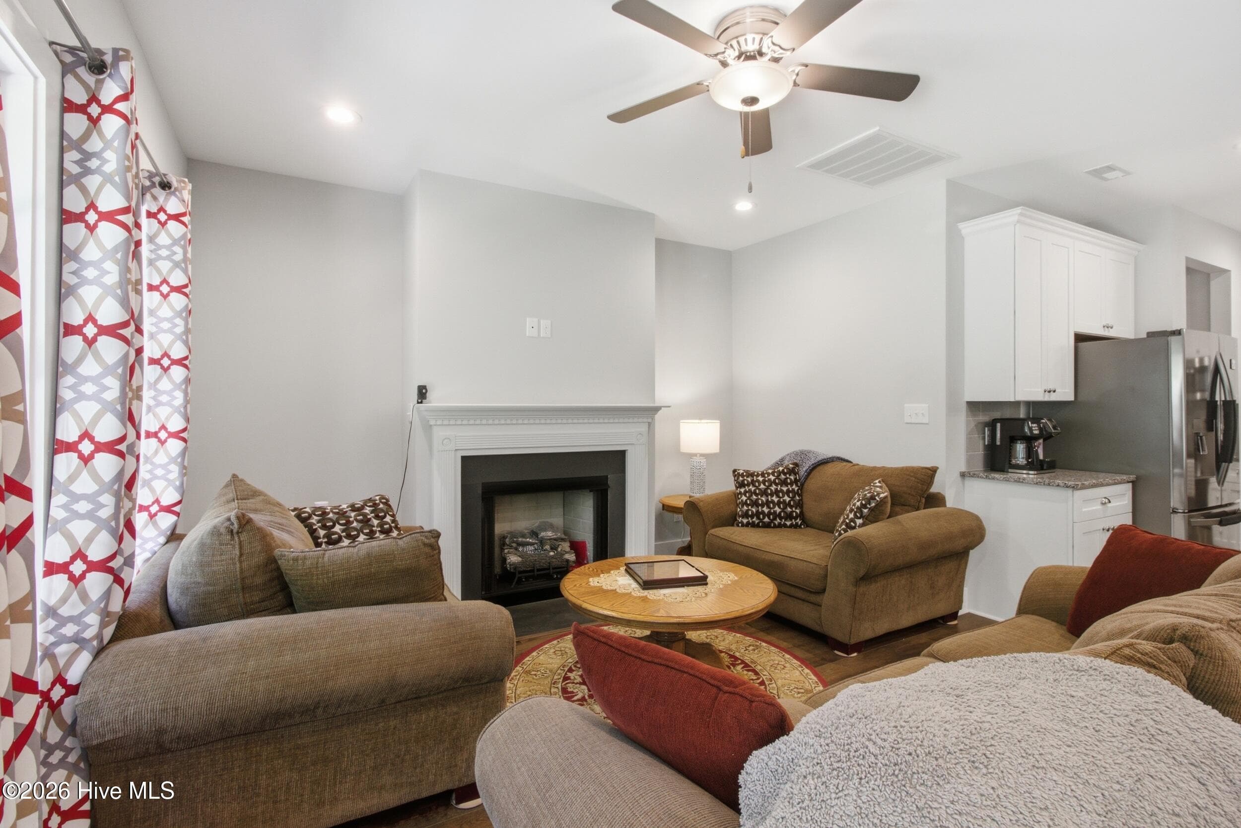 Living Room - 1207 Barkentine Drive, New Bern, NC 28560