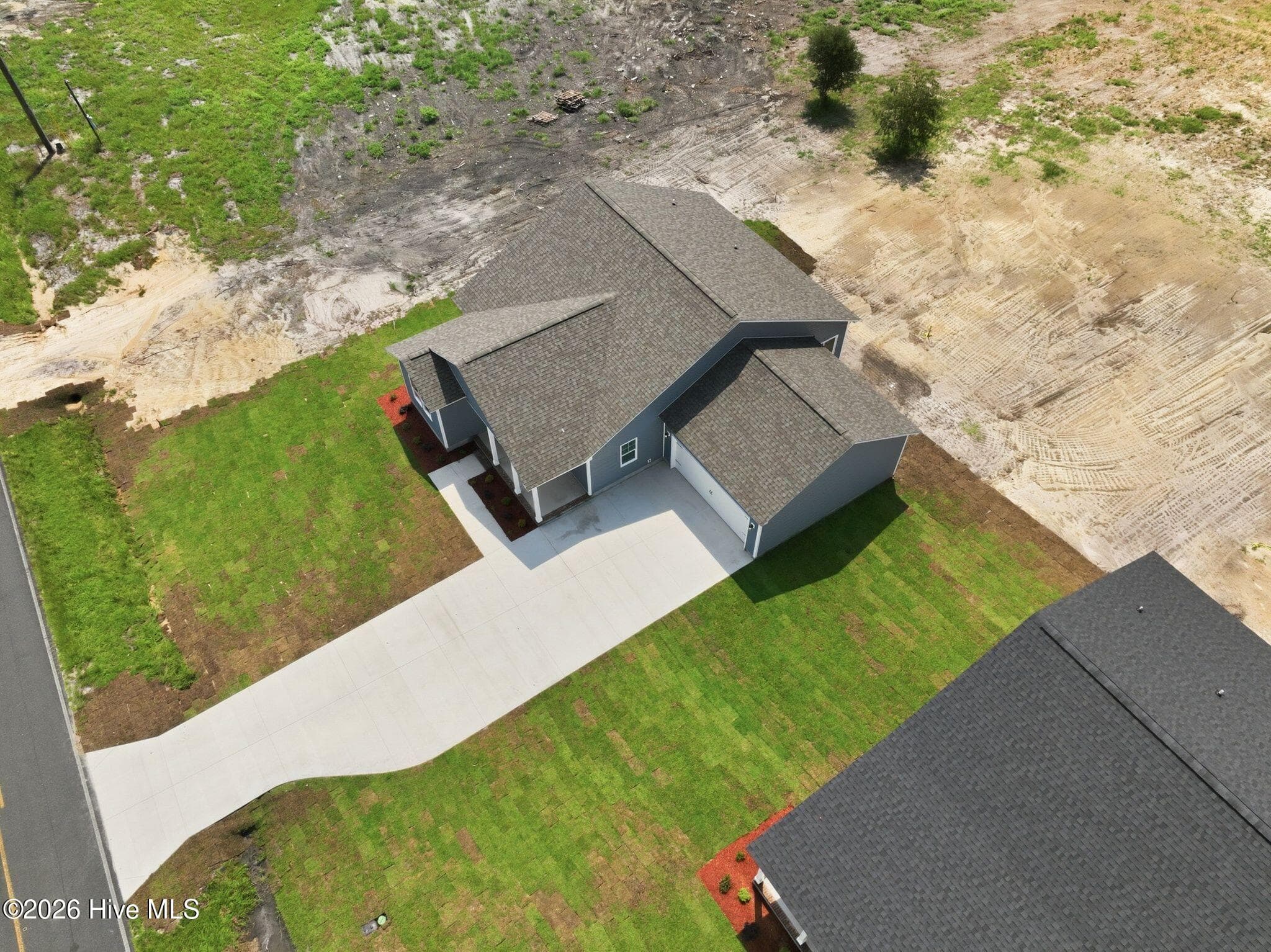 Single Family Residence at 589 Batchelor Road, Richlands, NC 28574, photo 9 of 54