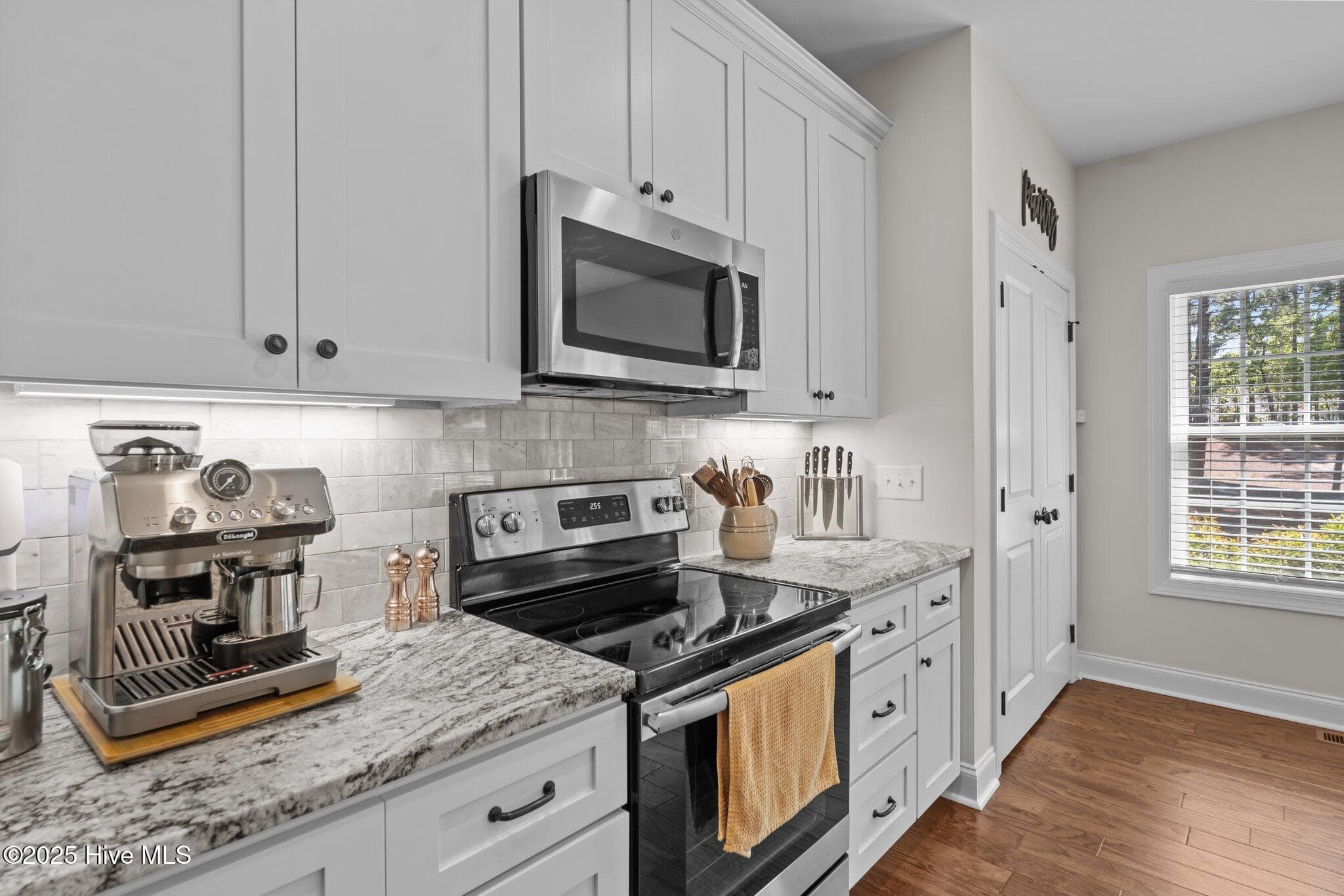 Single Family Residence at 27 Pine Lake Drive, Whispering Pines, NC 28327, Whispering Pines, photo 12 of 36