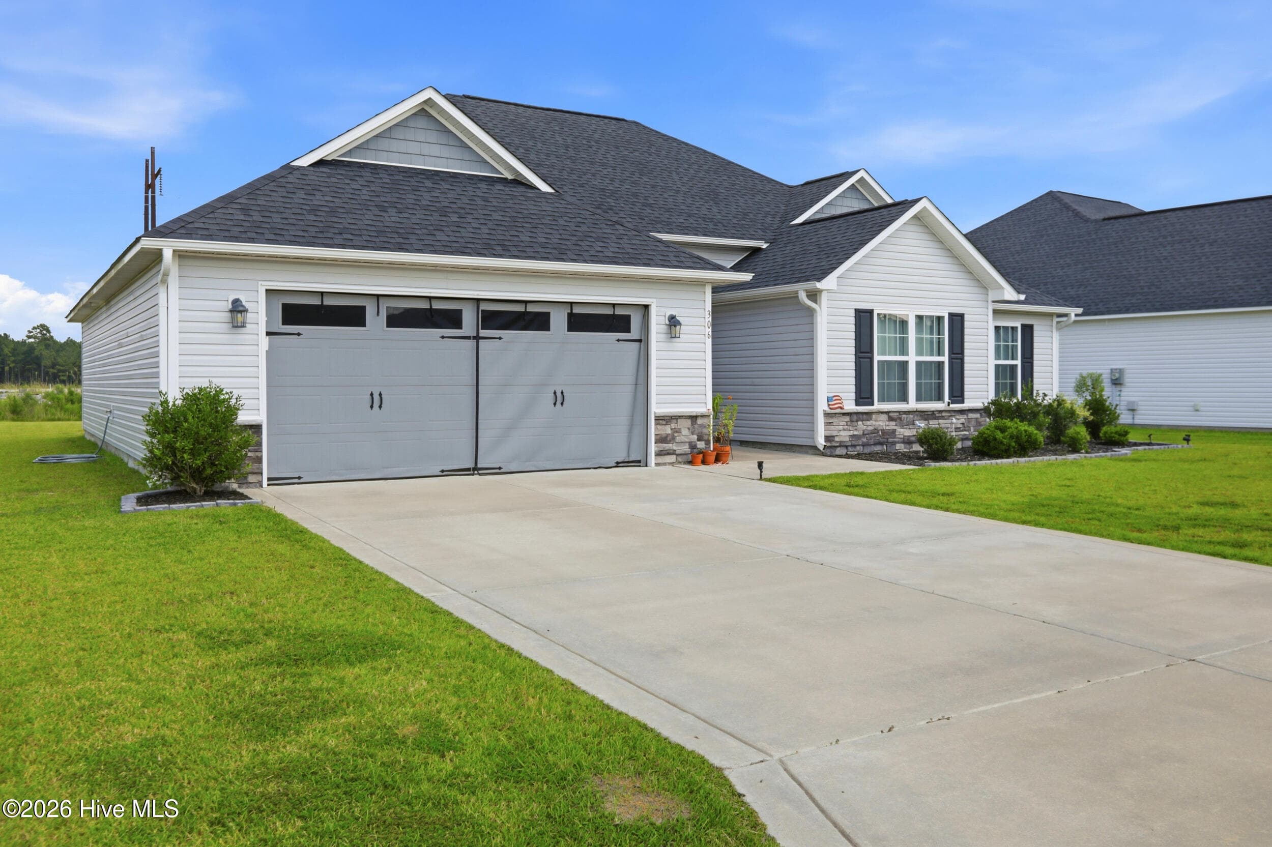Single Family Residence at 306 Wood House Drive, Jacksonville, NC 28546, photo 6 of 56
