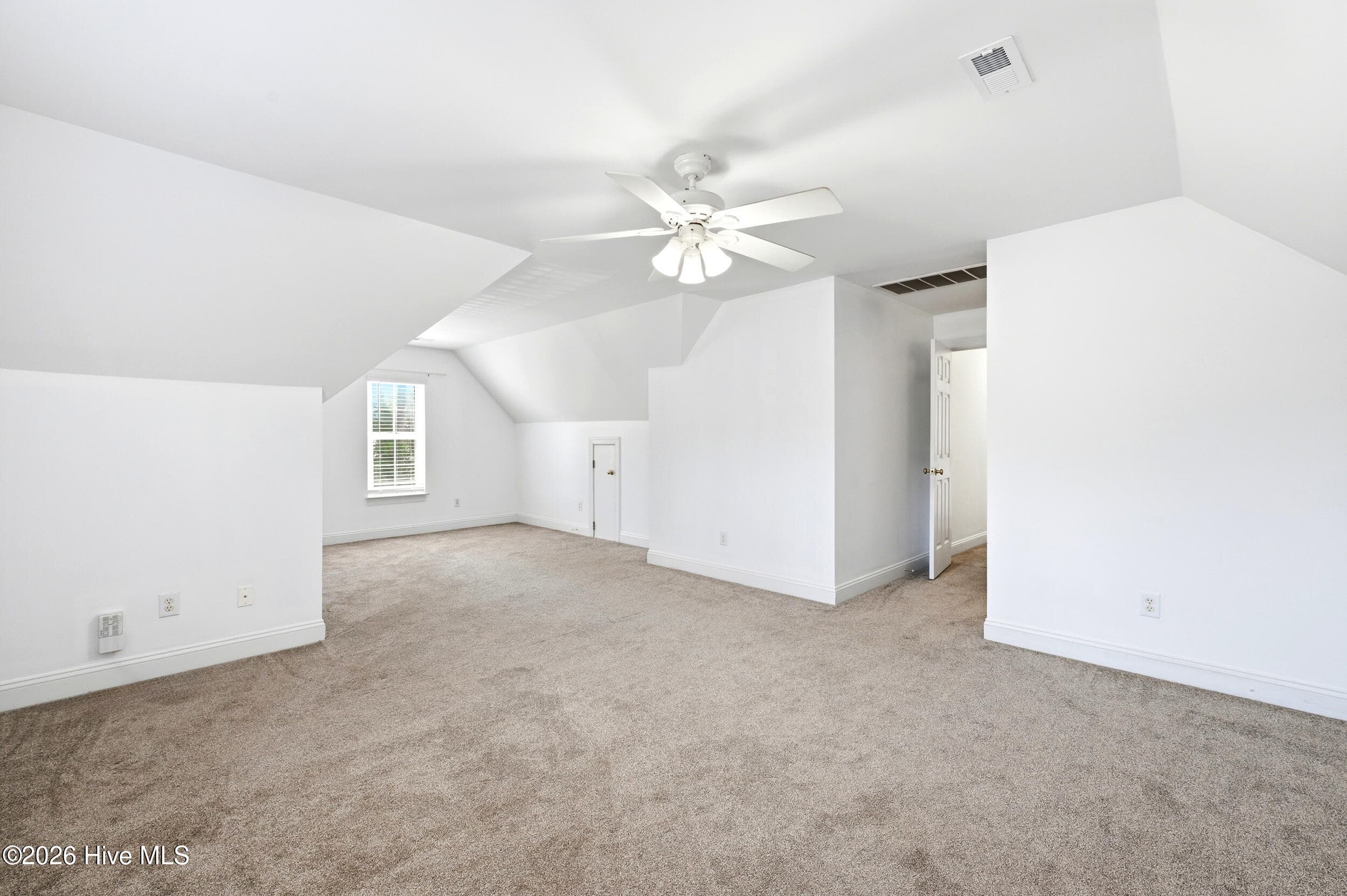 Single Family Residence at 221 Windchime Drive, Wilmington, NC 28412, photo 3 of 3