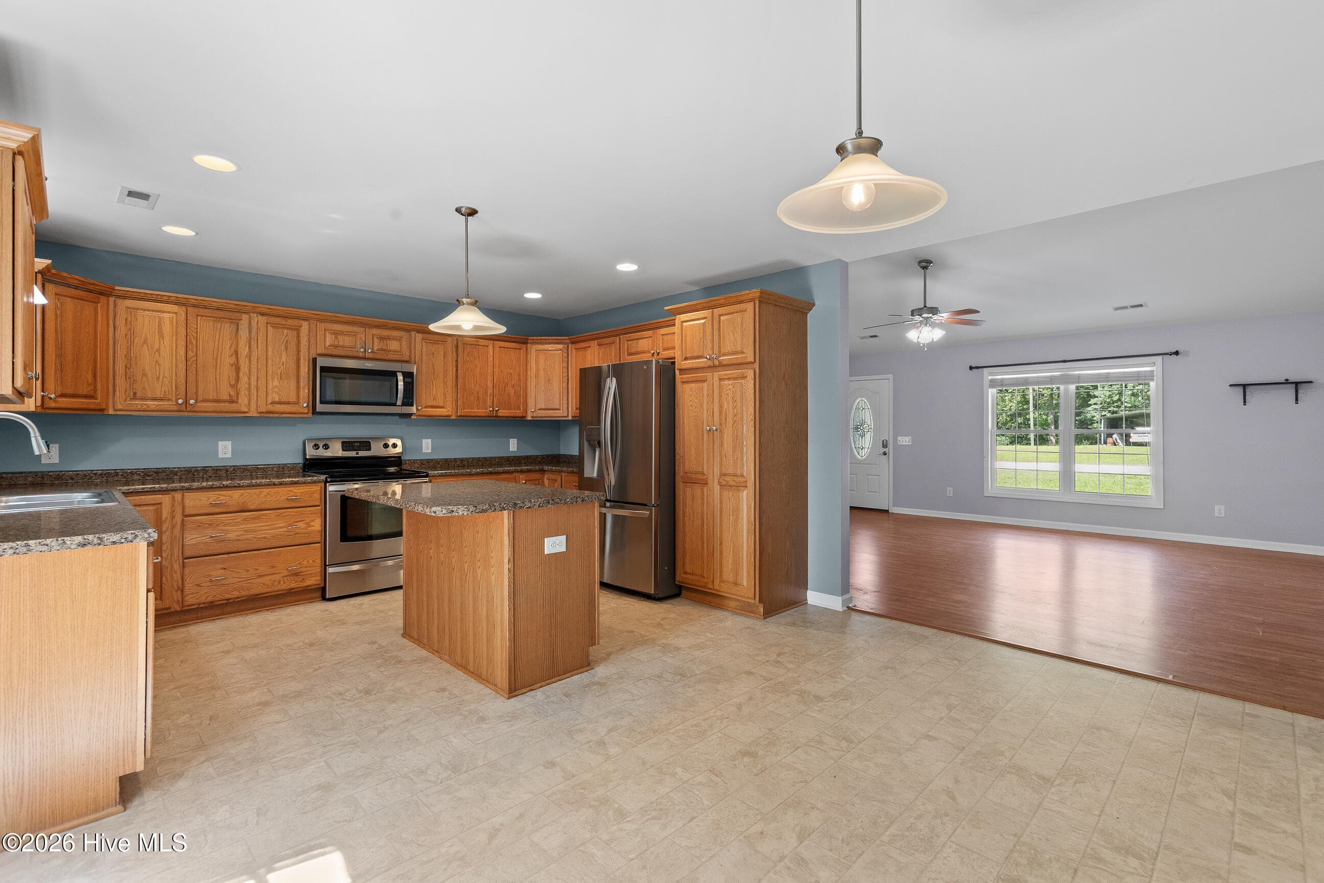 Single Family Residence at 137 Mccoy Lane, Jacksonville, NC 28546, photo 12 of 22