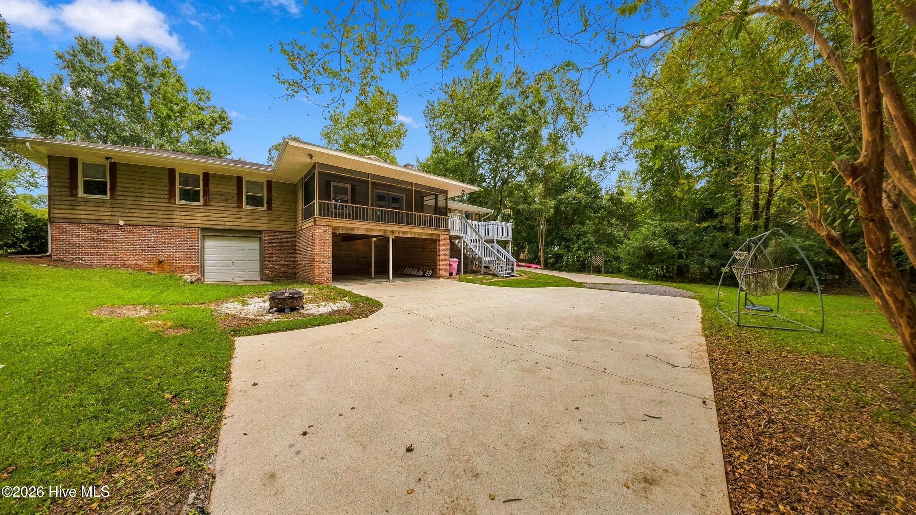 Single Family Residence at 306 Shore Point Drive, Wilmington, NC 28411, photo 53 of 86
