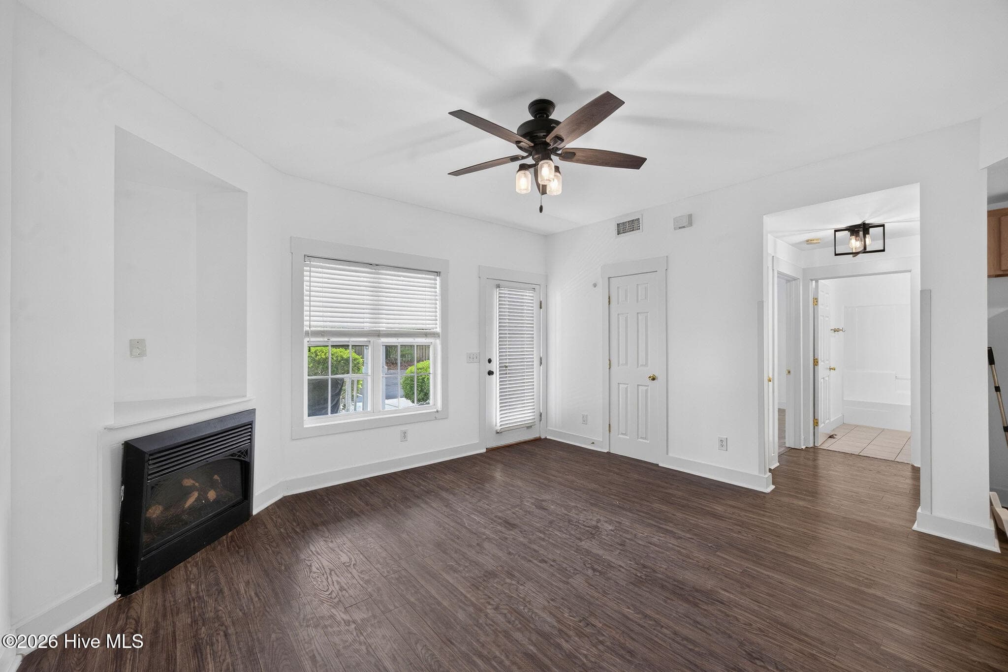 Condominium at 2312 Wrightsville Avenue Apt 118, Wilmington, NC 28403, photo 10 of 23