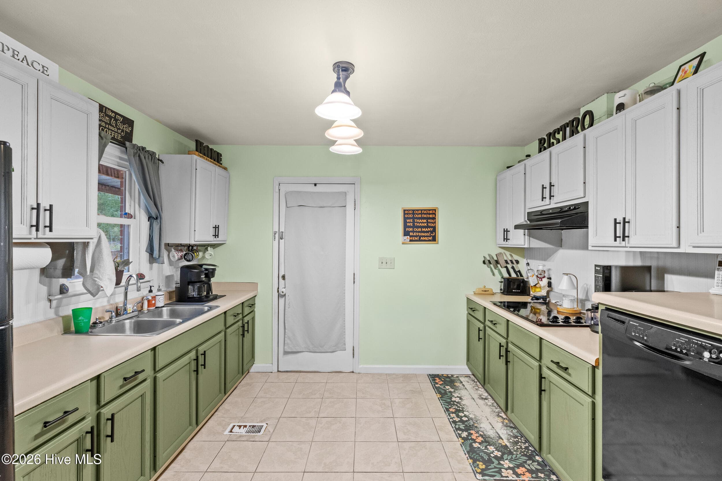 Single Family Residence at 664 S Dixie Road, Wagener, SC 29164, photo 21 of 56