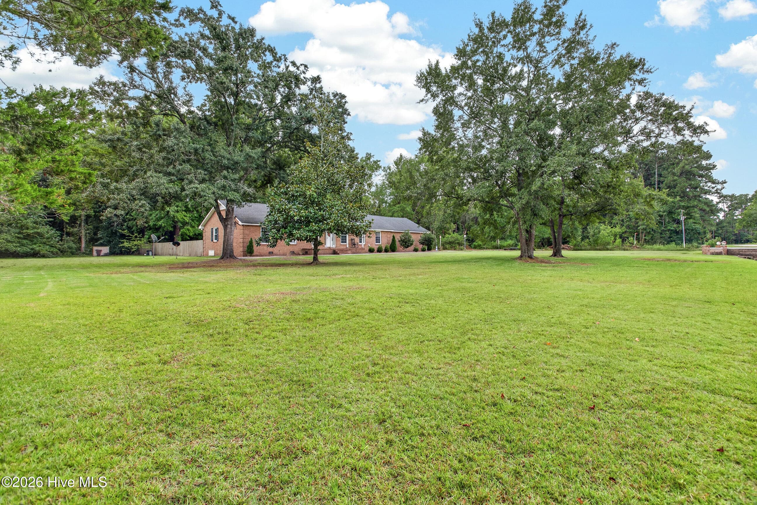 154 NW Bridge Road, Jacksonville, NC 28540