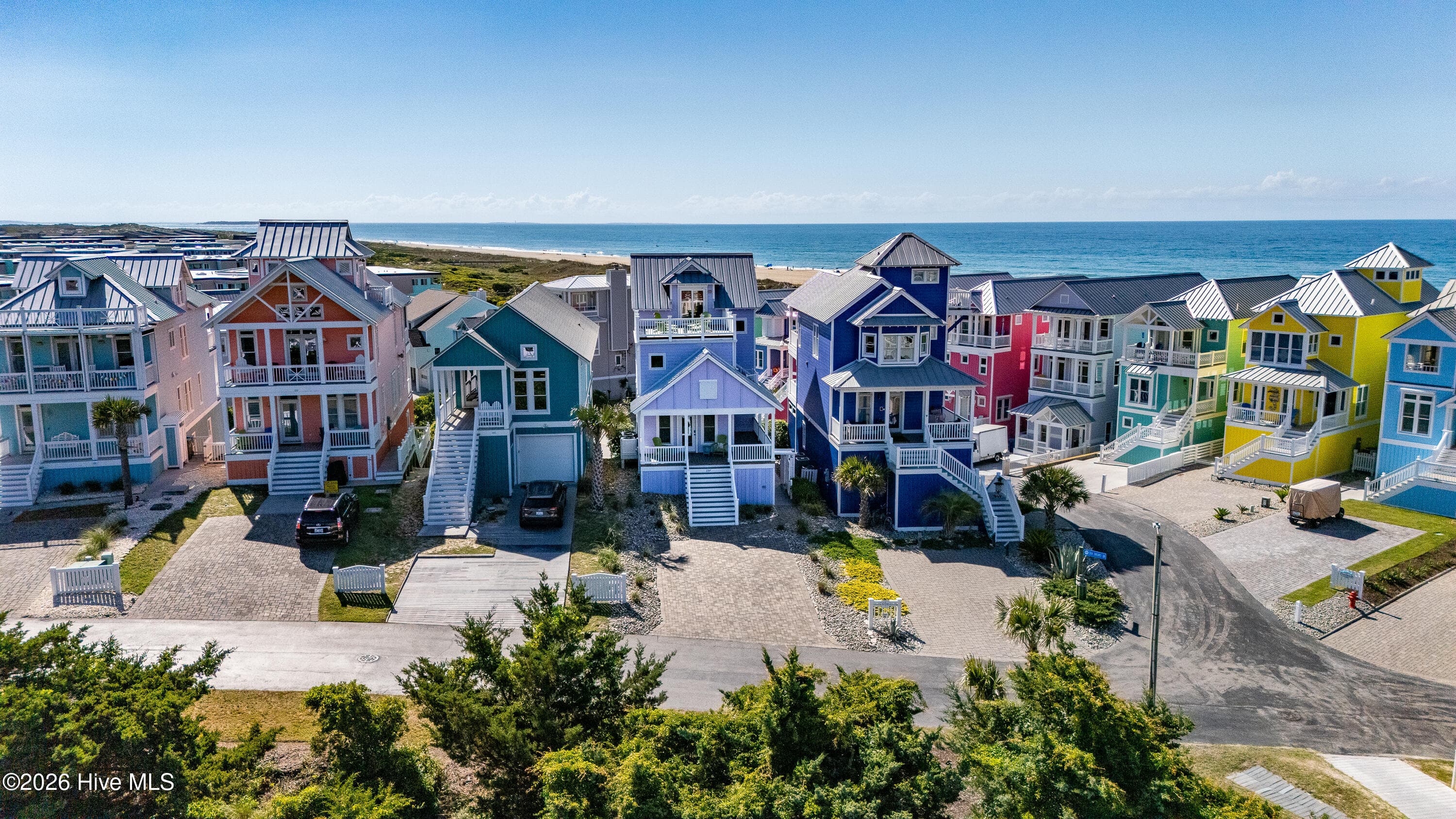 Single Family Residence at 237 Sea Dreams Drive, Atlantic Beach, NC 28512, photo 10 of 98