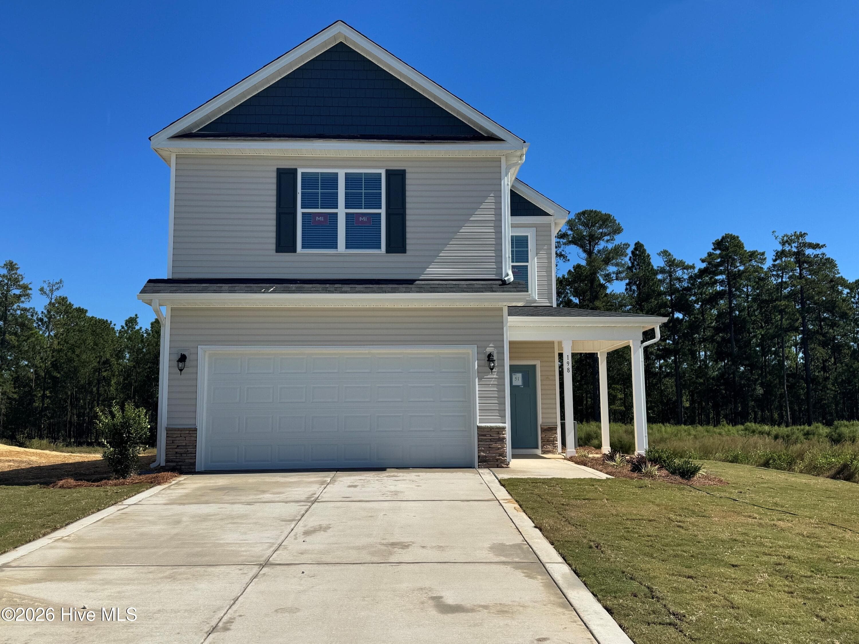 Single Family Residence at 198 Holden Lane, Aberdeen, NC 28315, photo 2 of 39