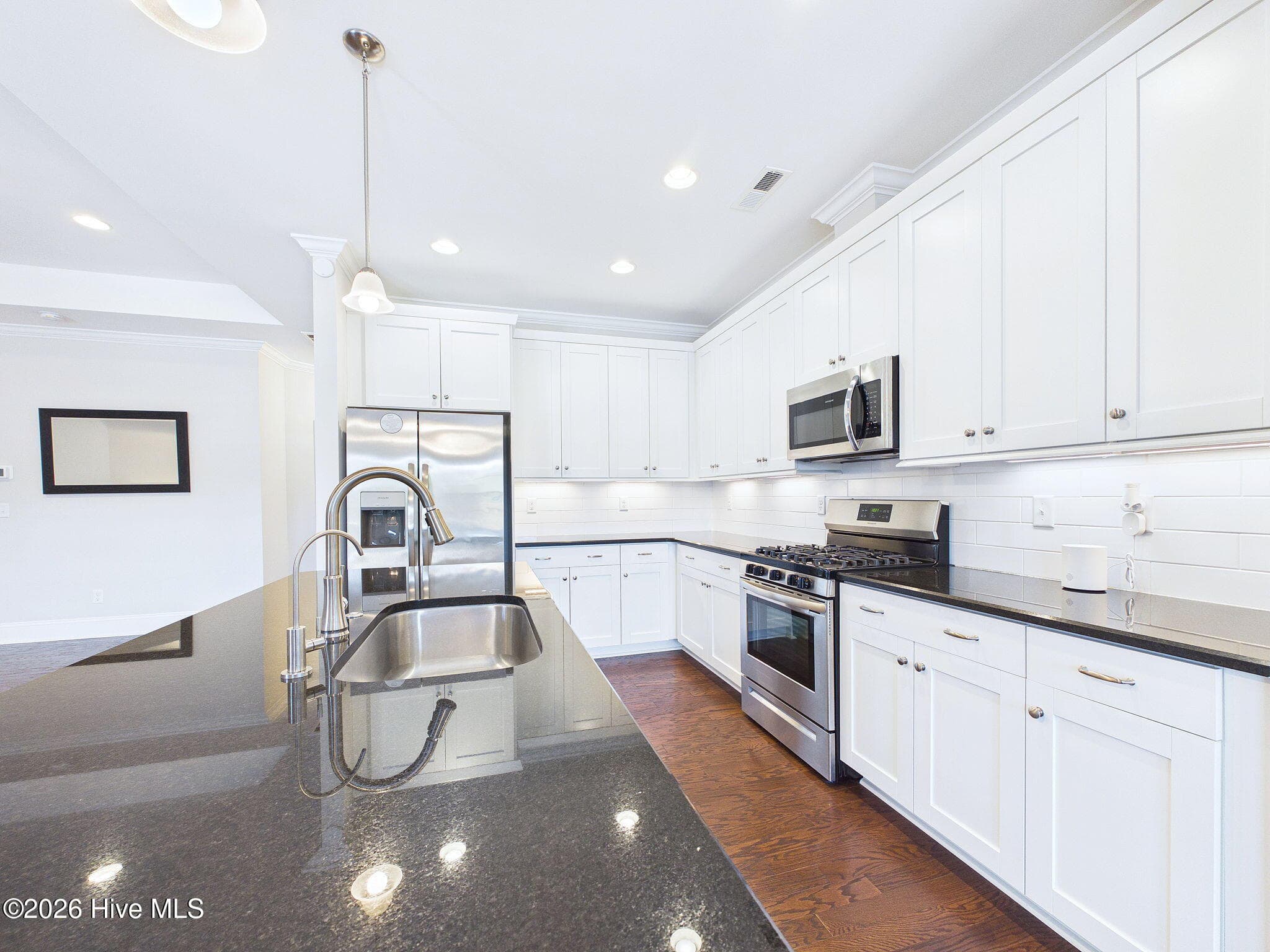 Single Family Residence at 2436 Lakeside Circle, Wilmington, NC 28401, photo 16 of 56