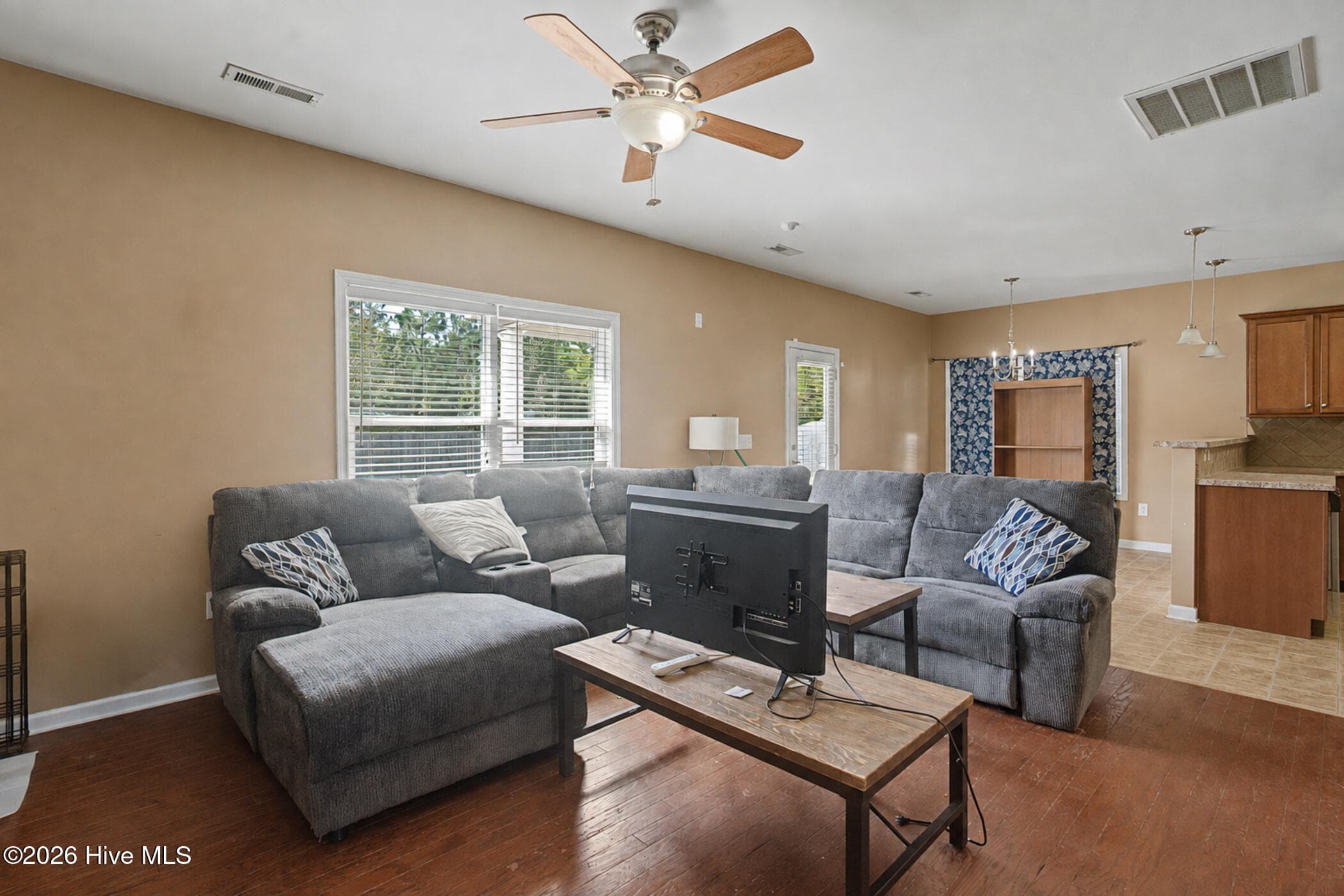 Single Family Residence at 2529 Spinnaker Drive, Hope Mills, NC 28348, photo 9 of 19